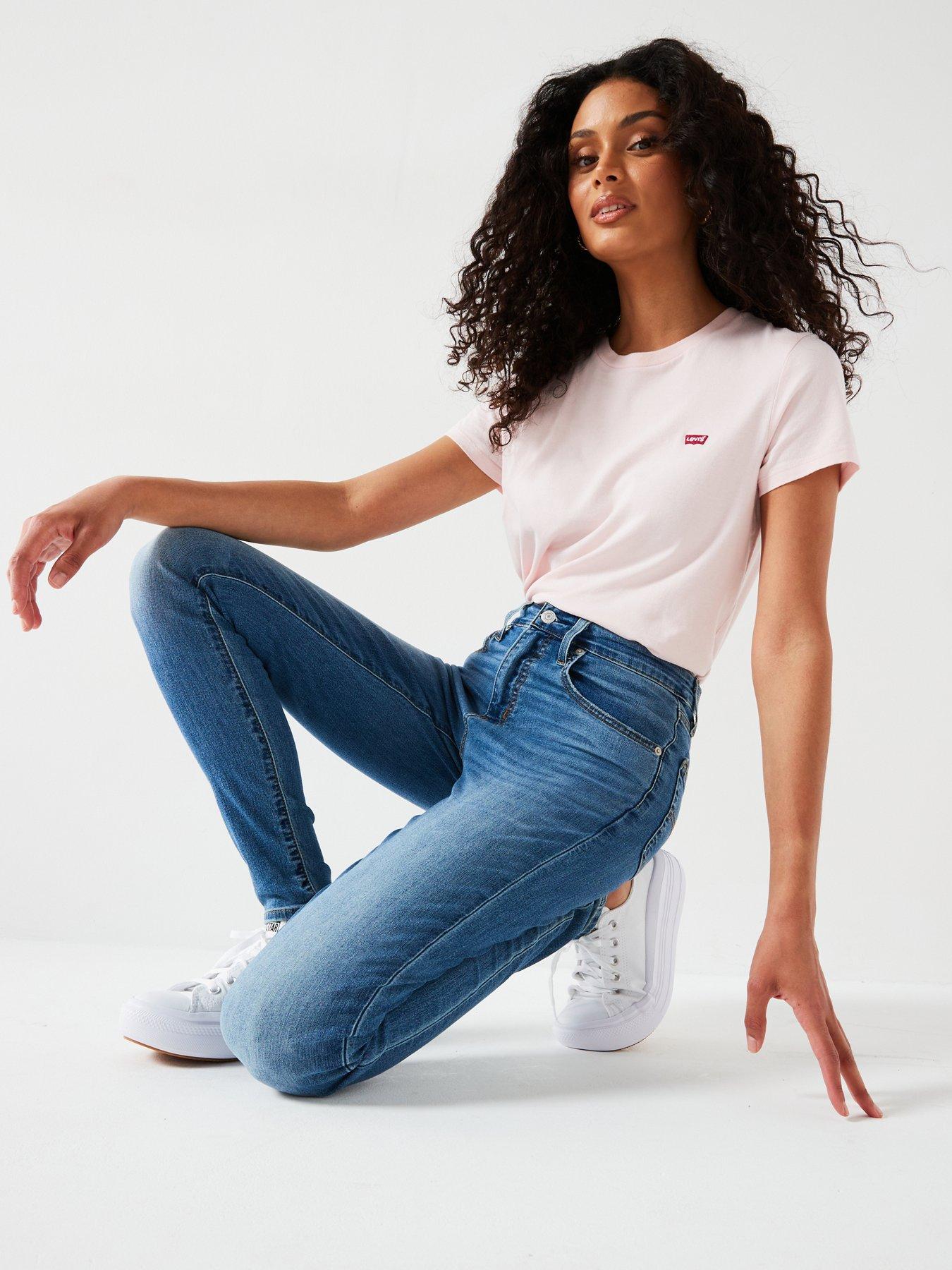 Image 5 of 5 of Levi's Perfect Tee