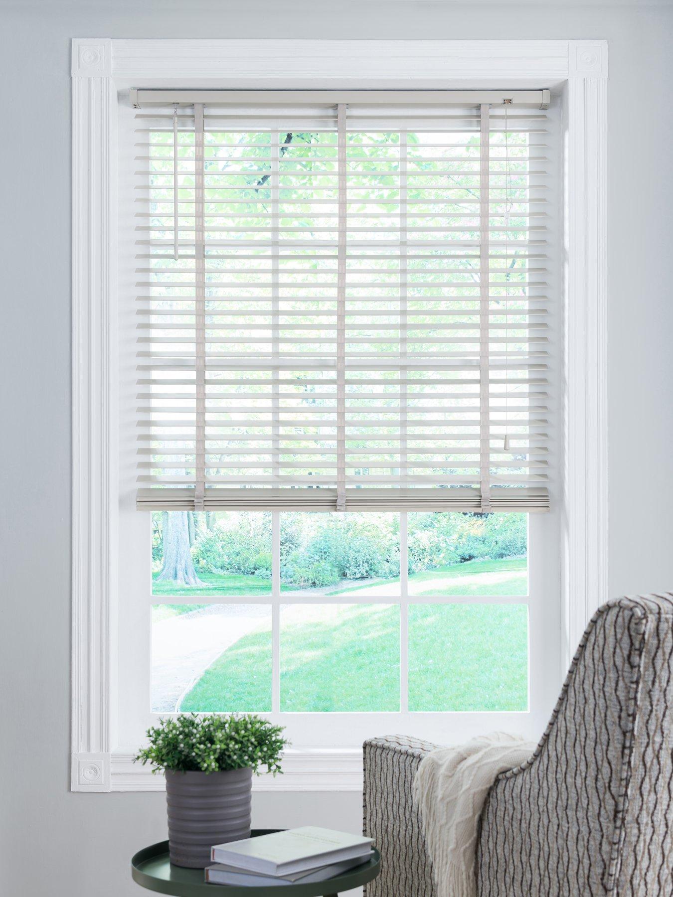 Very Home Wooden Venetian Blind - 50 mm slats
