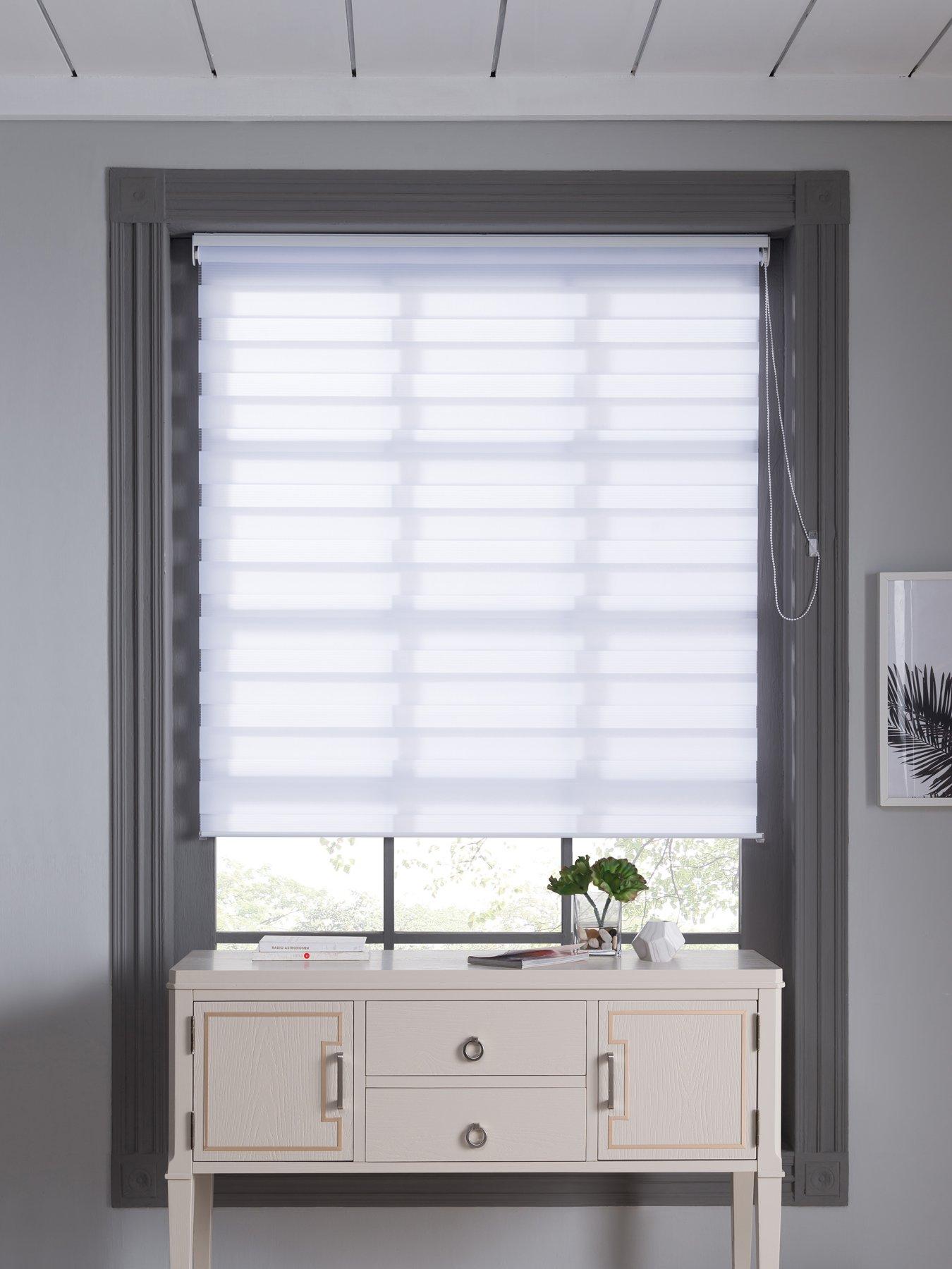Product photograph of Very Home Night And Day Blind from very.co.uk