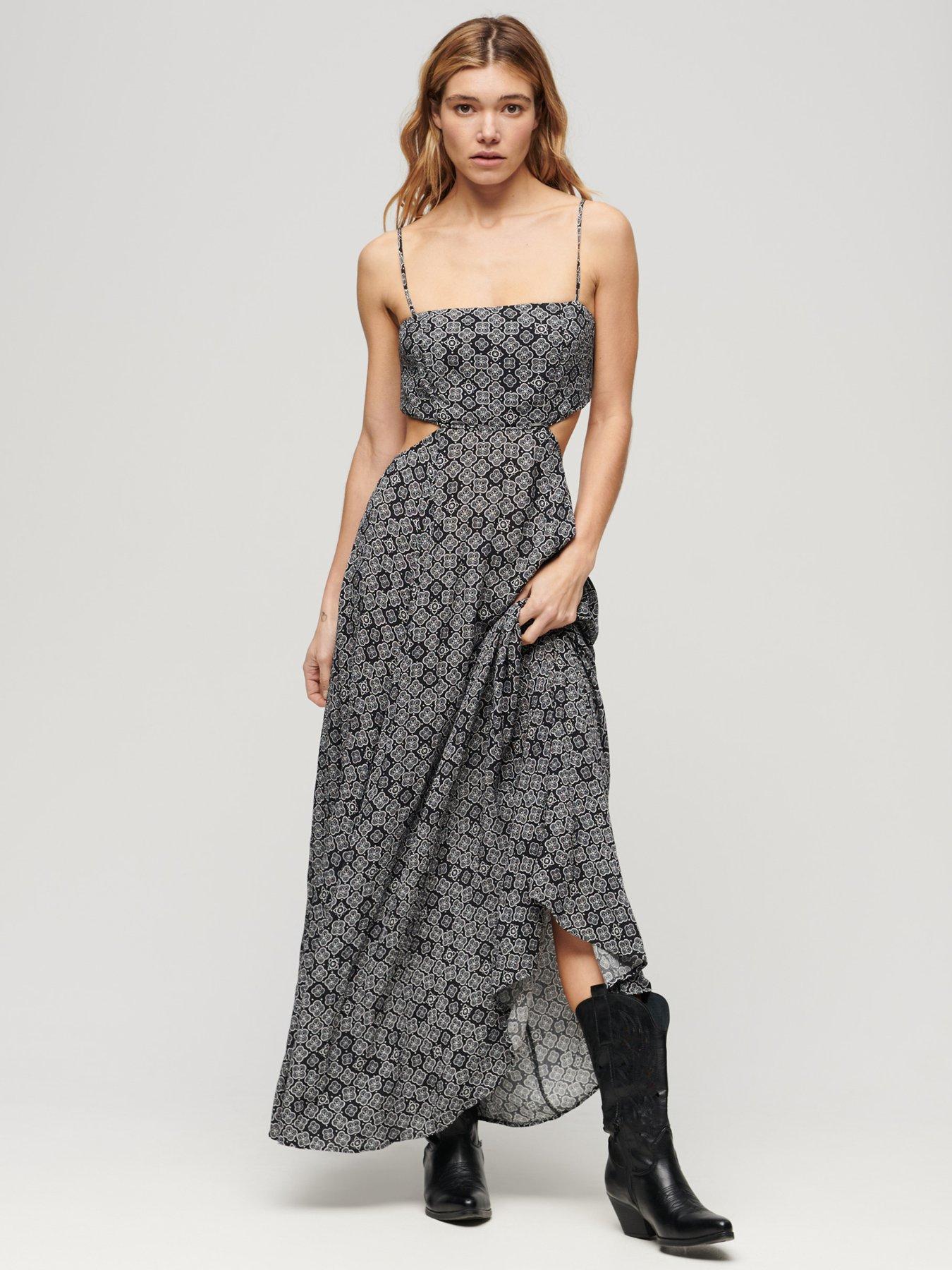 Dresses by very store