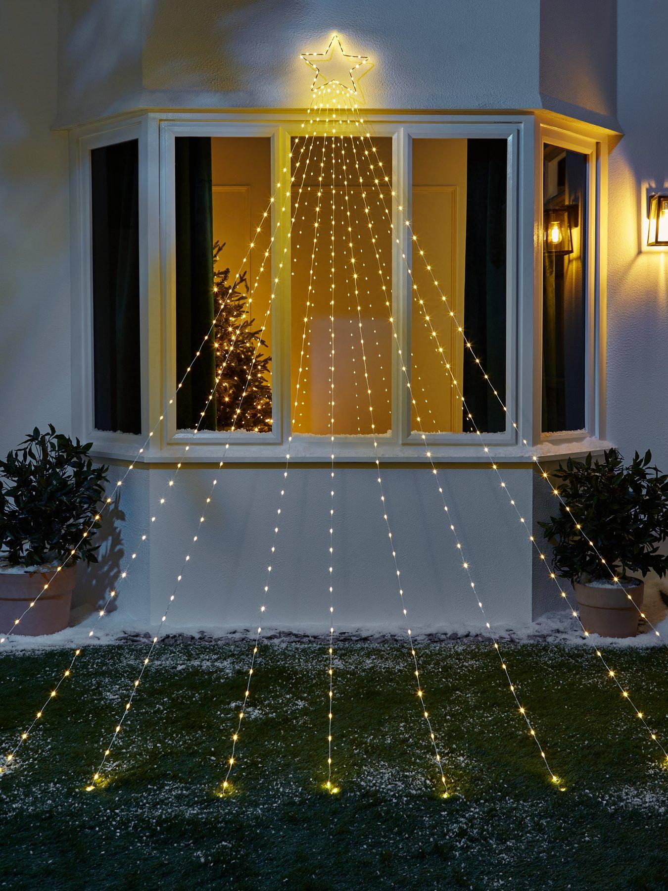 Product photograph of Three Kings 3m Shooting Star Outdoor Christmas Light - Warm White from very.co.uk