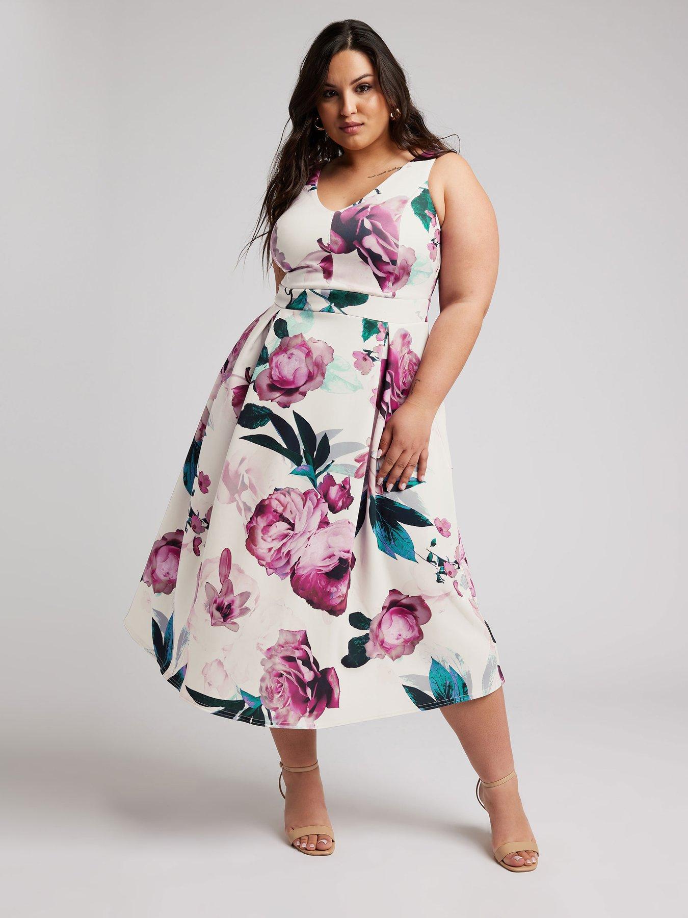 Image 1 of 4 of Yours Curve Floral V Neck Pleated Dress - Pink