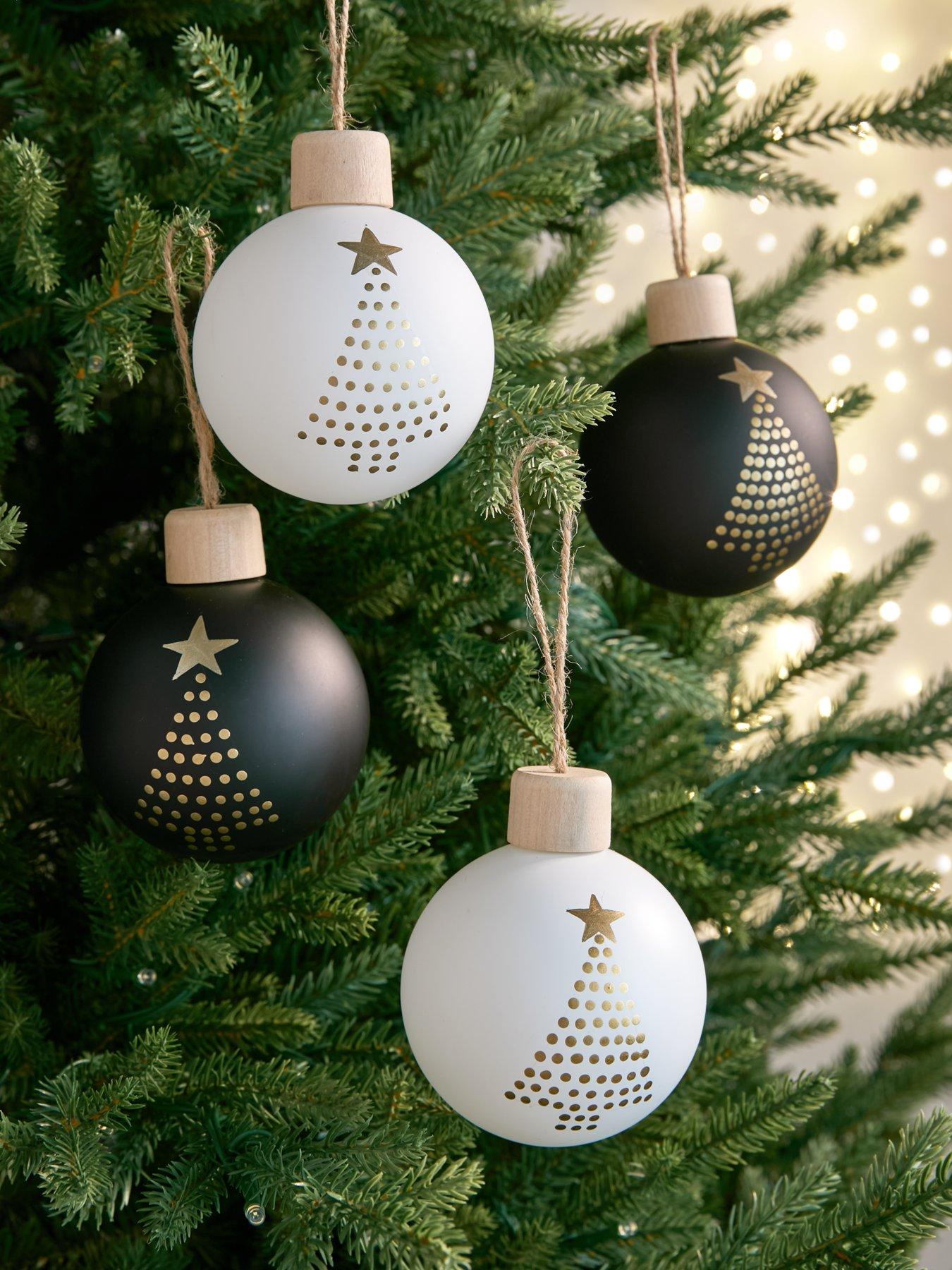 undefined Set of 4 Wood/Glass Noel Hanging Christmas Tree Decorations – Black/White