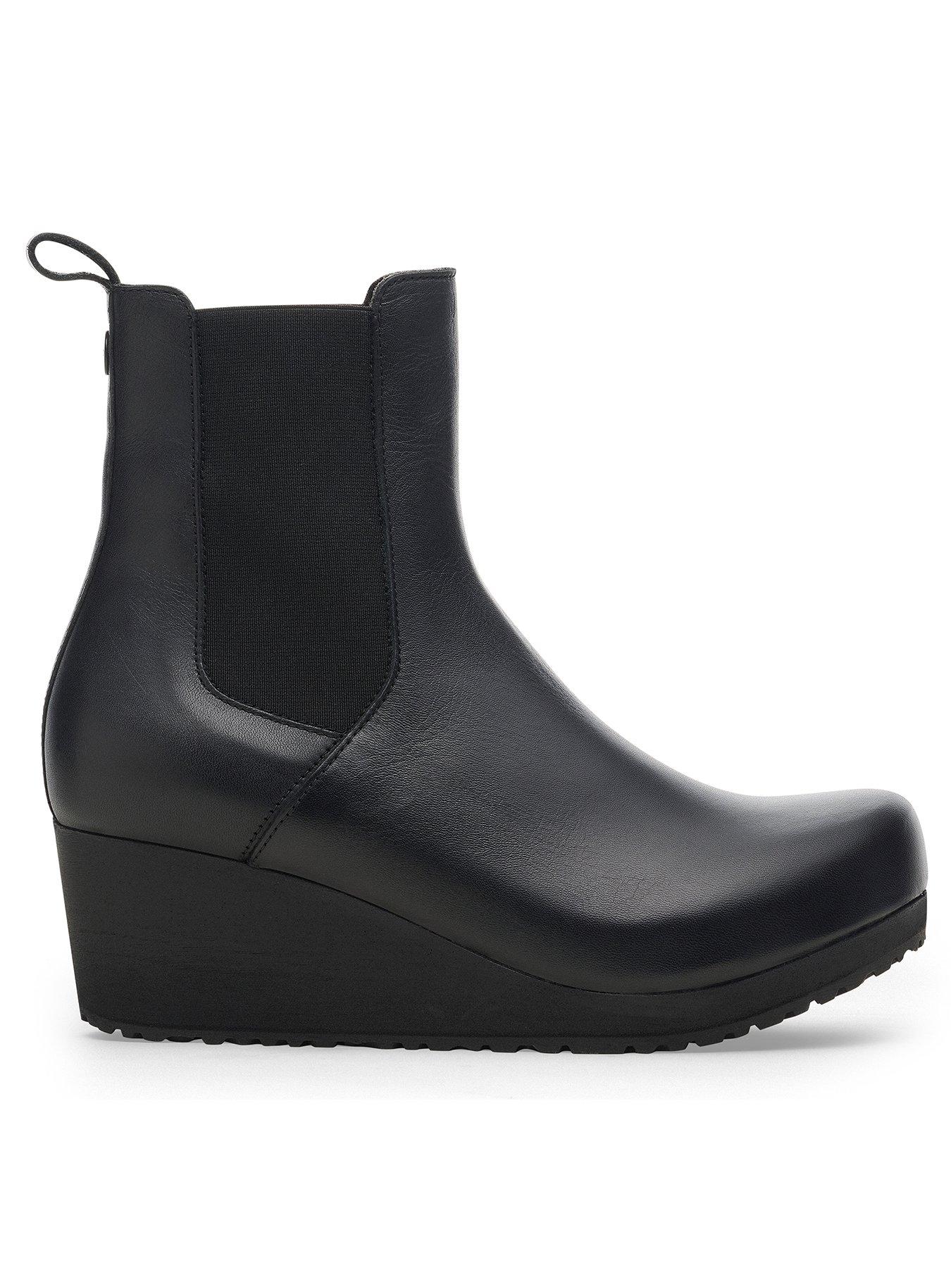 undefined Ebba Slip On Natural Leather Ankle Boot - Black