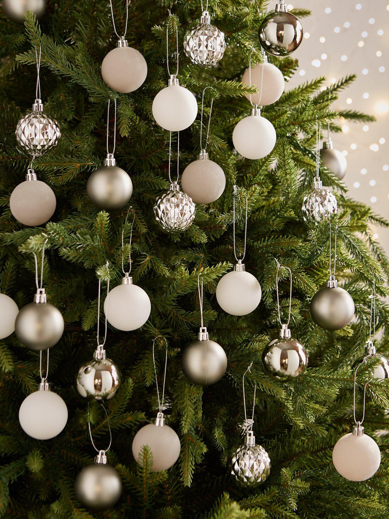 Everyday Winter Walk Filler Set of 50 Christmas Tree Decorations