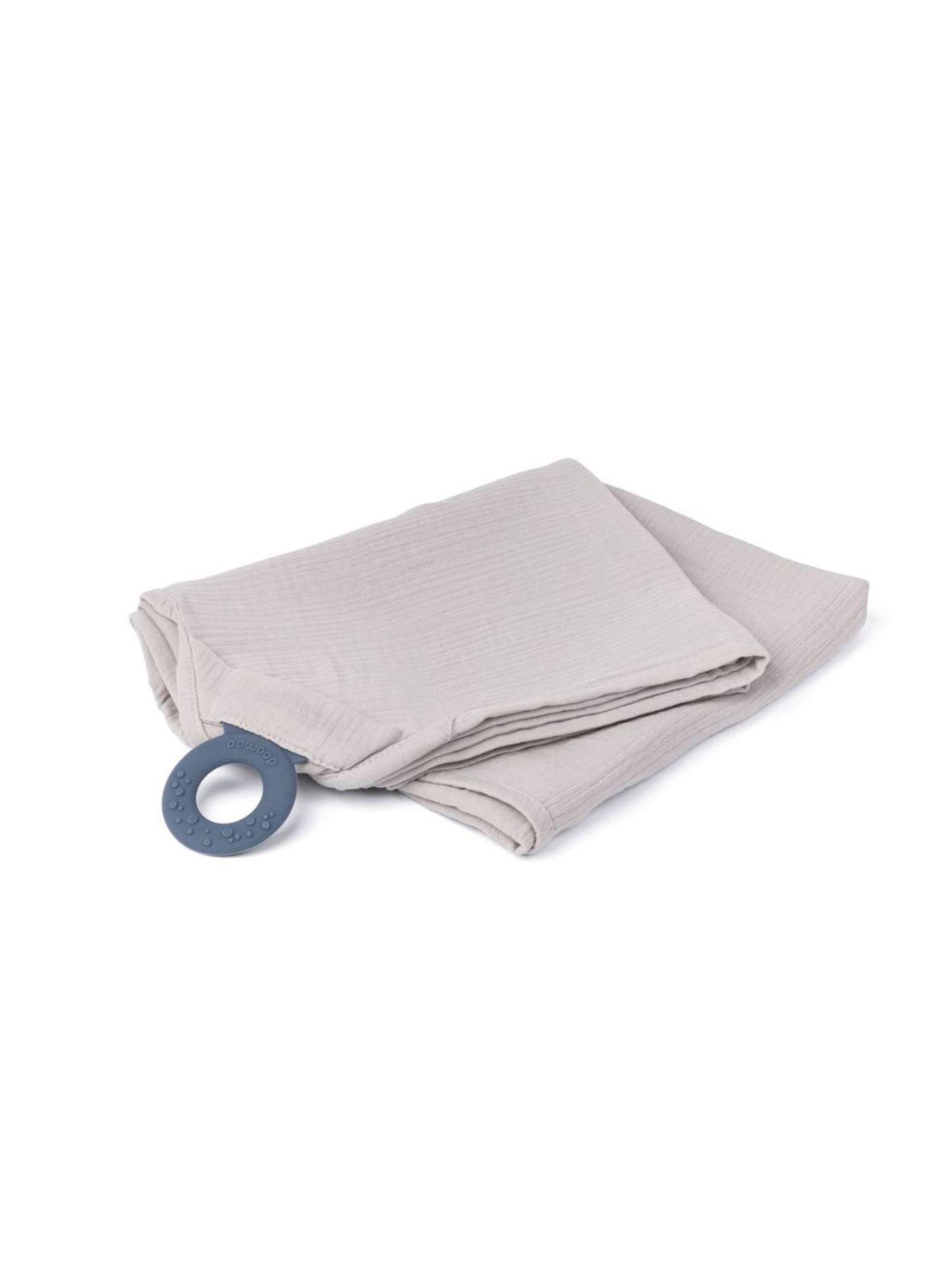 Babymoov Doomoo Momn Play Multi-Use Nursing Cape/Cover