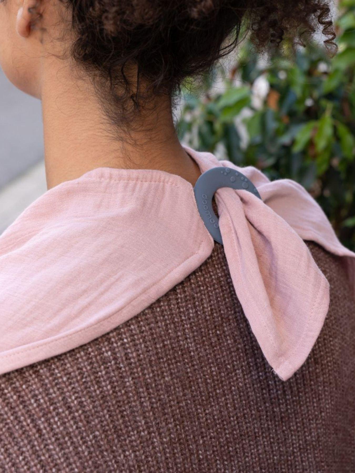 Image 6 of 7 of Babymoov Doomoo Momn Play Multi-Use Nursing Cape/Cover