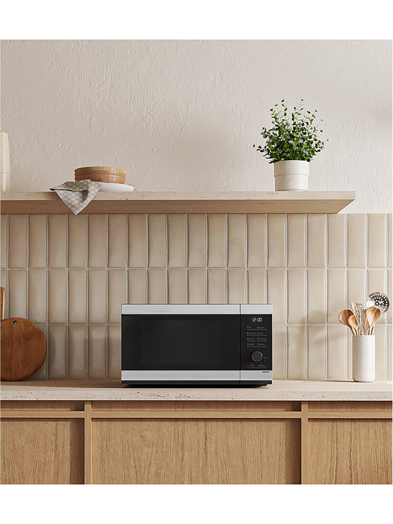 Image 3 of 8 of Samsung MS32DG4504ATE3 32 Litre Large Capacity Solo Microwave - Stainless Steel