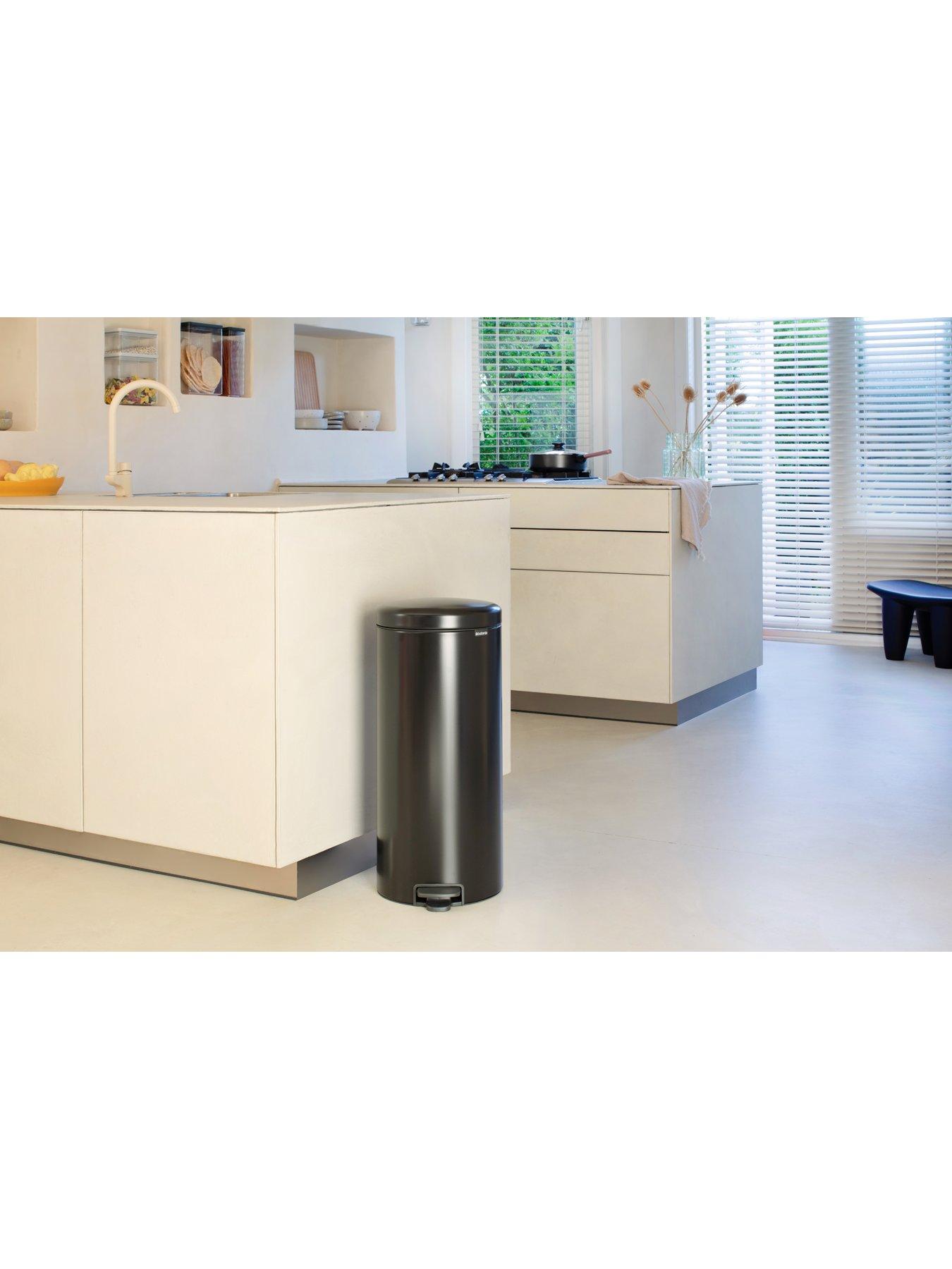 Image 6 of 7 of Brabantia NewIcon 30-Litre Pedal Bin in Black