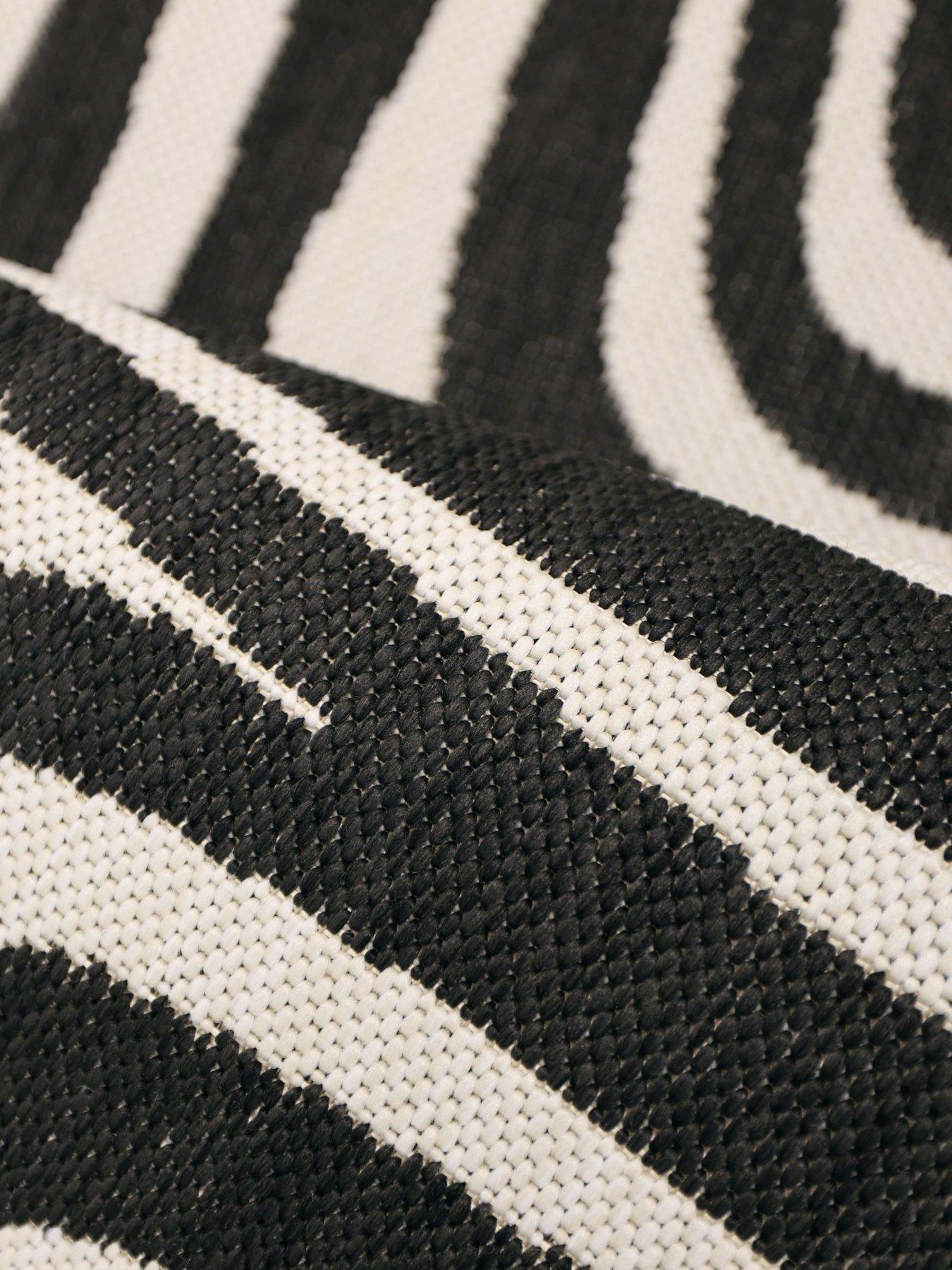 Image 4 of 5 of Very Home Alghero Indoor/Outdoor Flatweave Runner -&nbsp;Mono