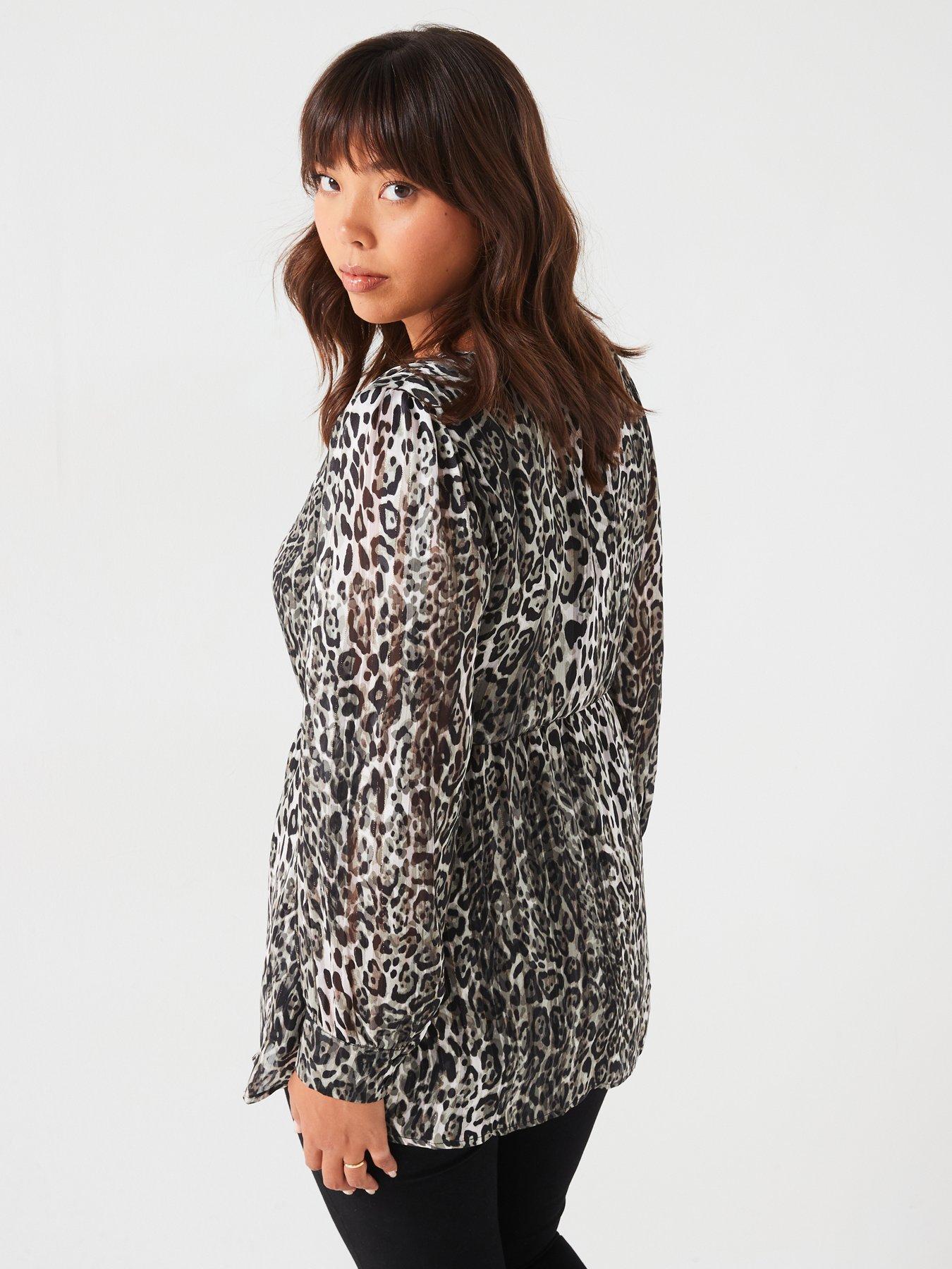 Image 2 of 6 of V by Very Curve Plisse Animal V-Neck Balloon Blouse - Print
