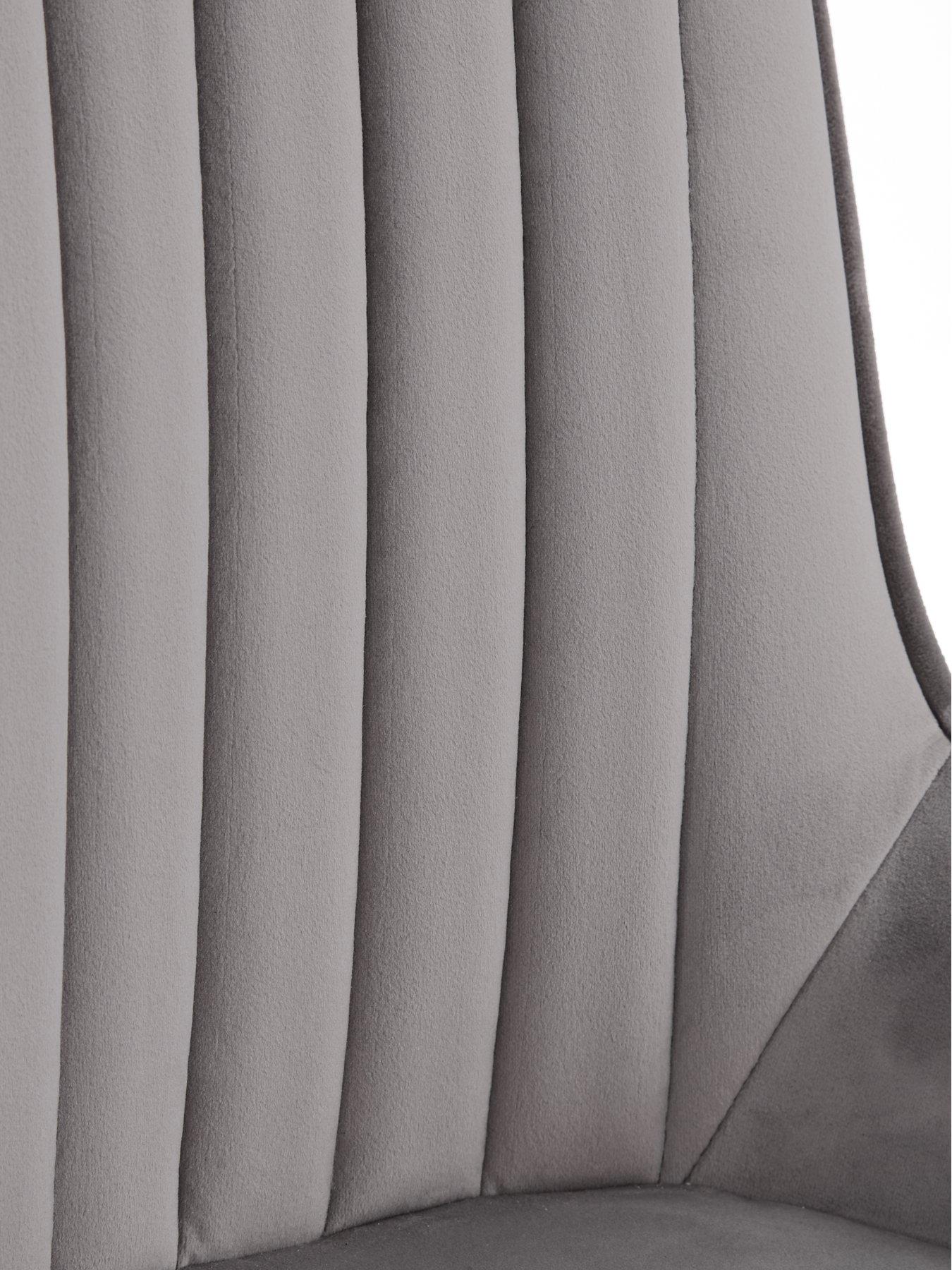 Image 6 of 7 of The Very Collection Corbin Ceramic Top 160-200&nbsp;cm Extending Dining Table + 6 Marlow Chairs - Black/Grey