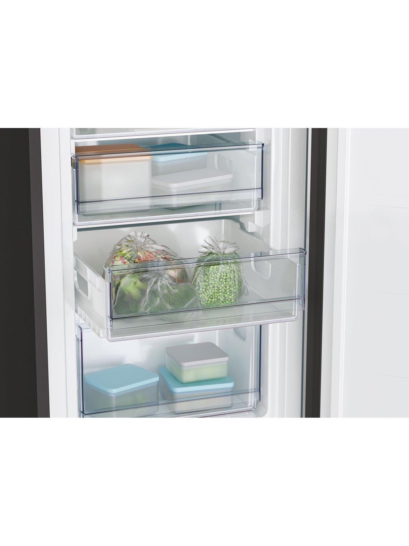 Image 5 of 7 of Candy CCT3L517EWBK-1 Low Frost Fridge Freezer with non plumbed water dispenser -&nbsp;Black