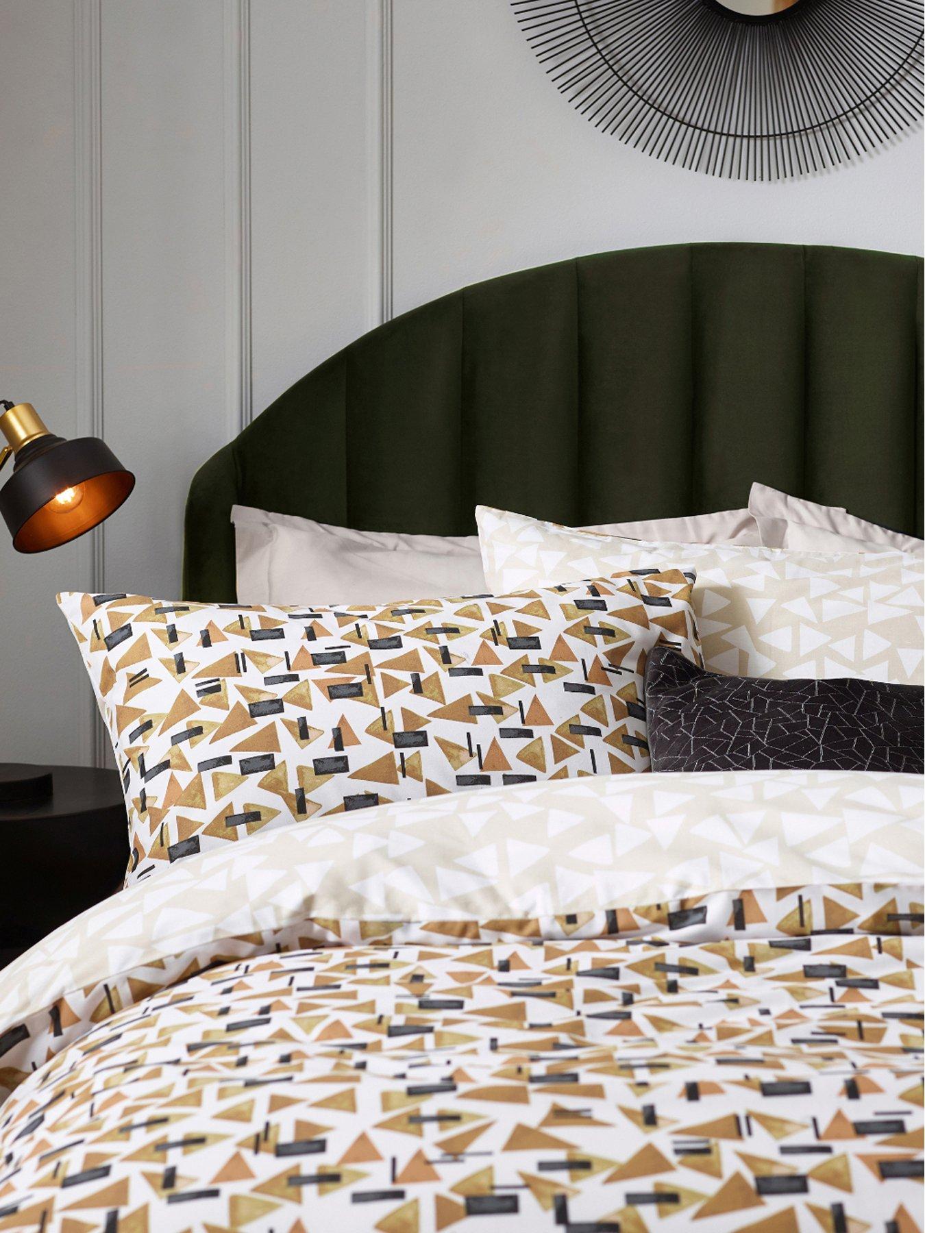 Image 3 of 4 of HOEM City Geo Duvet Cover Set in Toffee