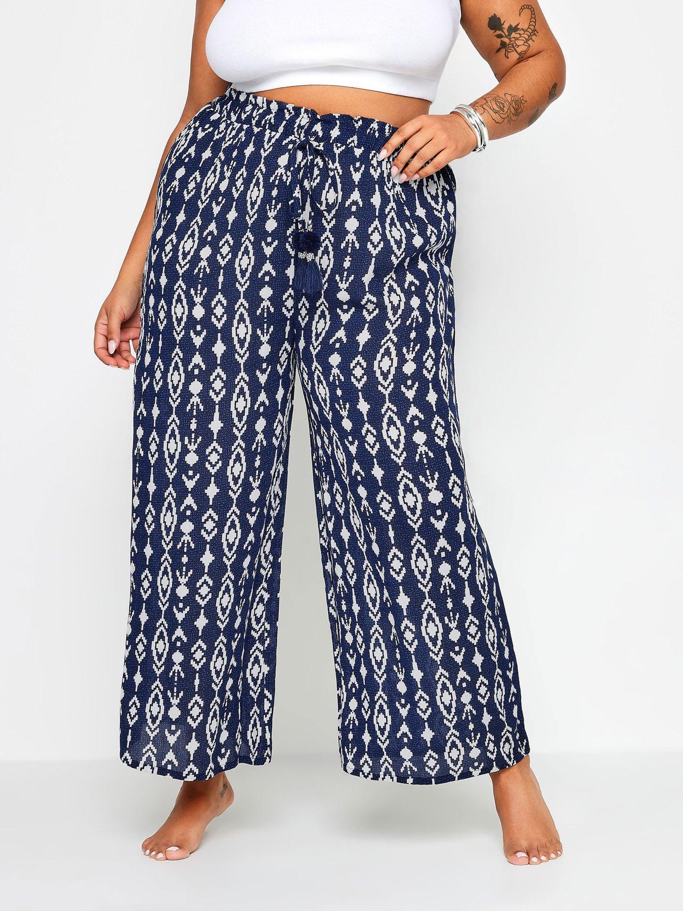 undefined Curve Tassel Shorts - Blue