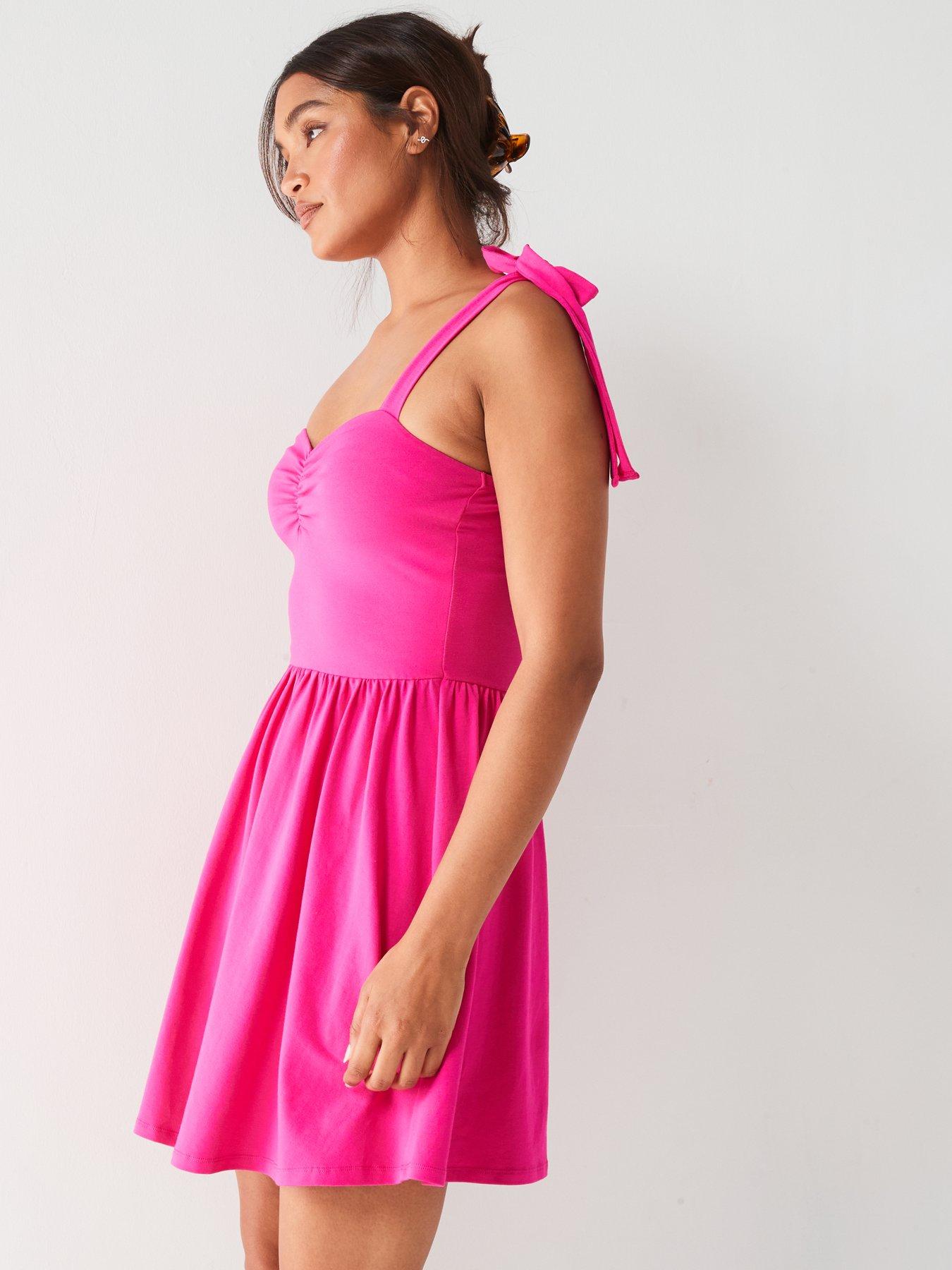 vs pink skater dress Katya | Light PINK Sweetheart-Neck Skater Mini Dress