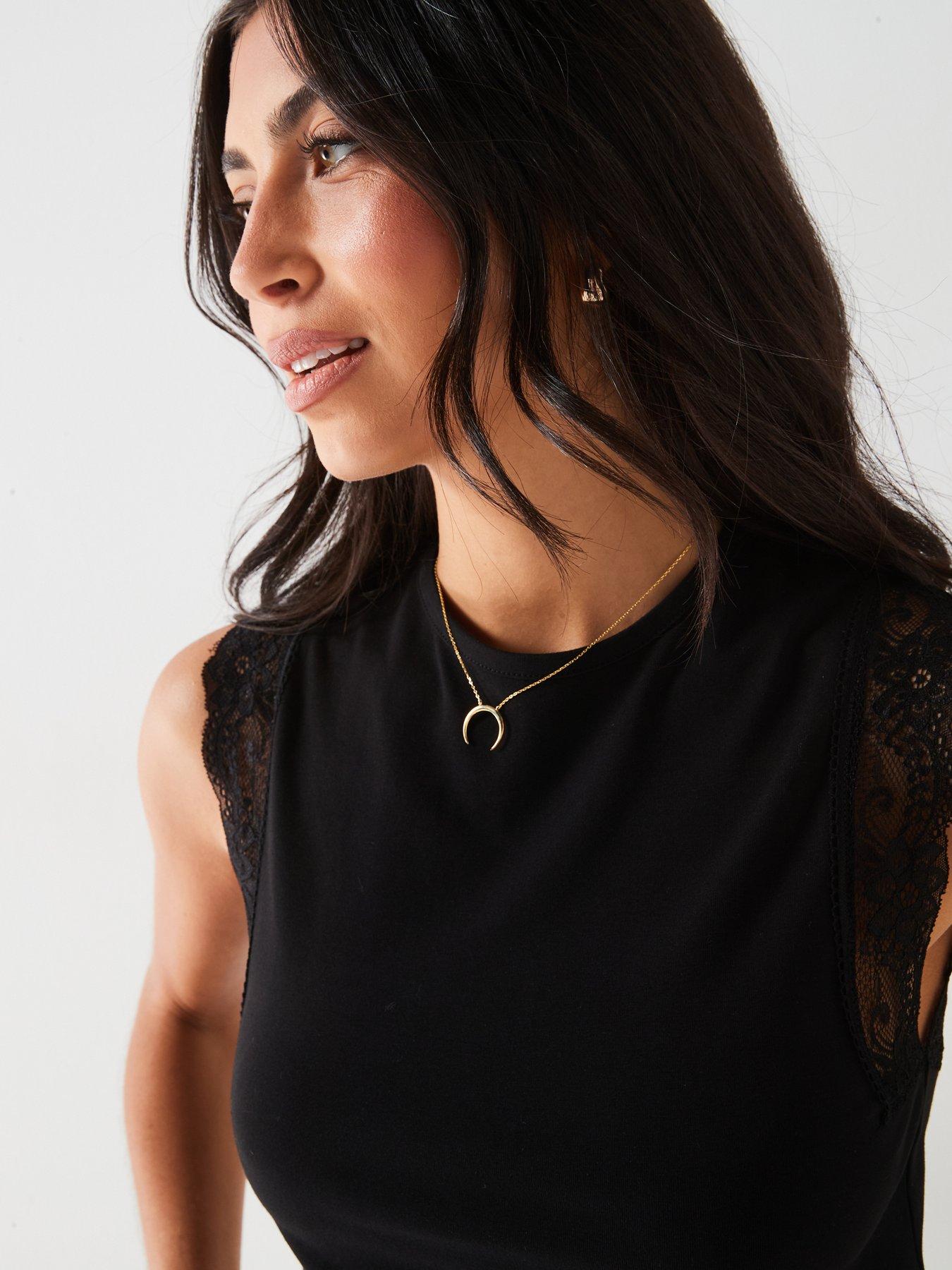 Image 5 of 6 of V by Very Lace Overlay Vest - Black