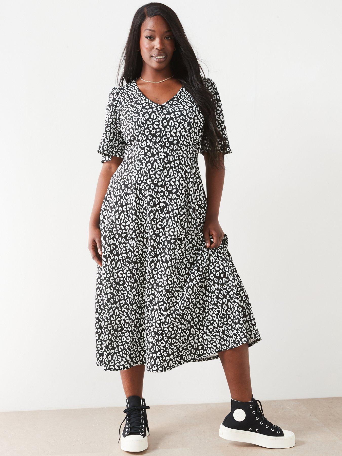 V by Very Curve Animal Print V Neck Midi Dress - Black/White | Very.co.uk