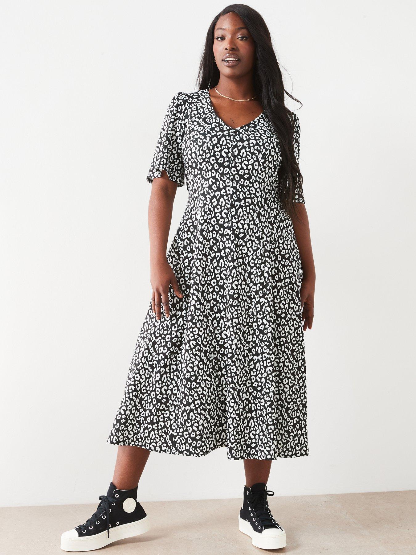 V by Very Curve Animal Print V Neck Midi Dress - Black/White | Very.co.uk