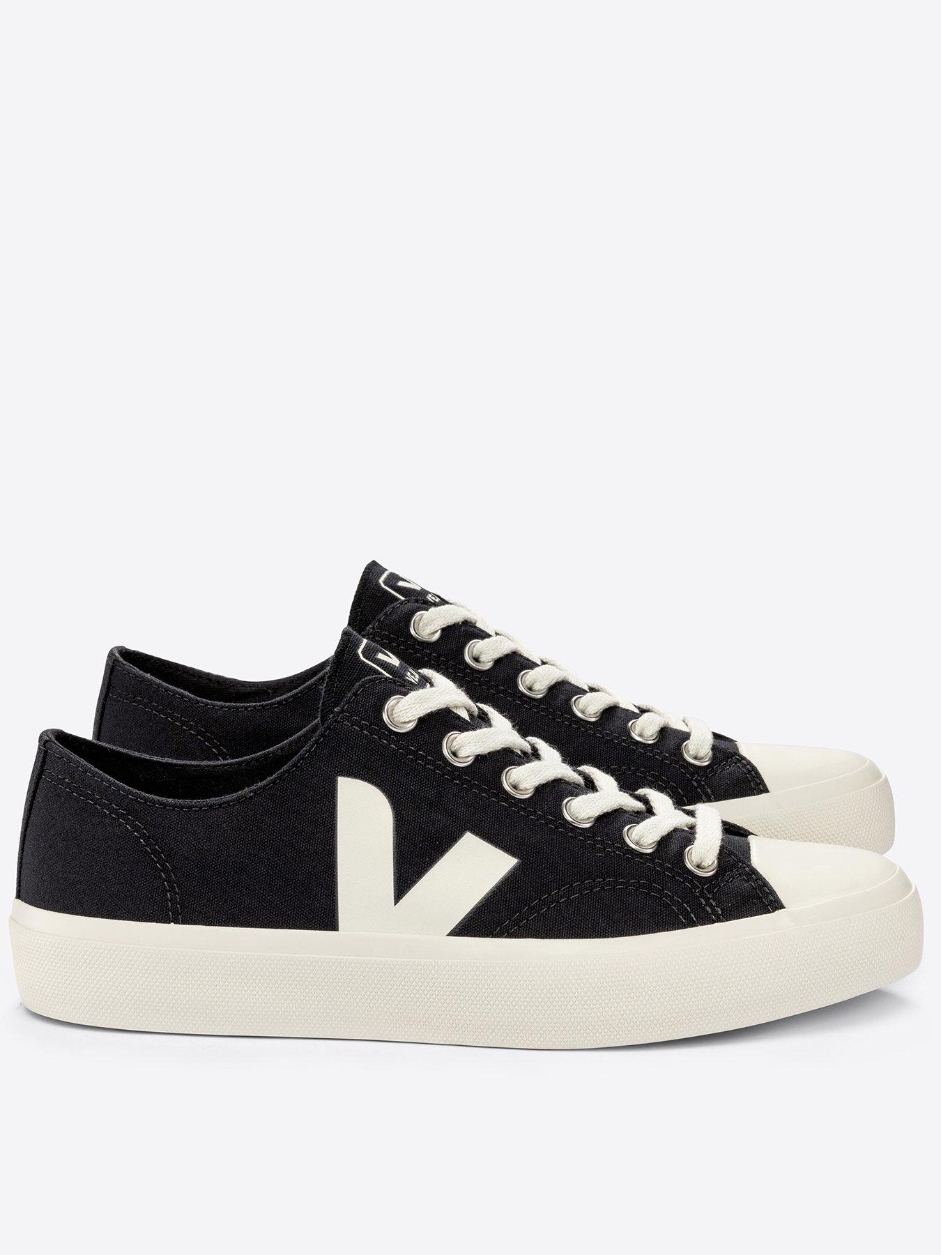 veja-womens-wata-ii-low-canvas-trainers-black