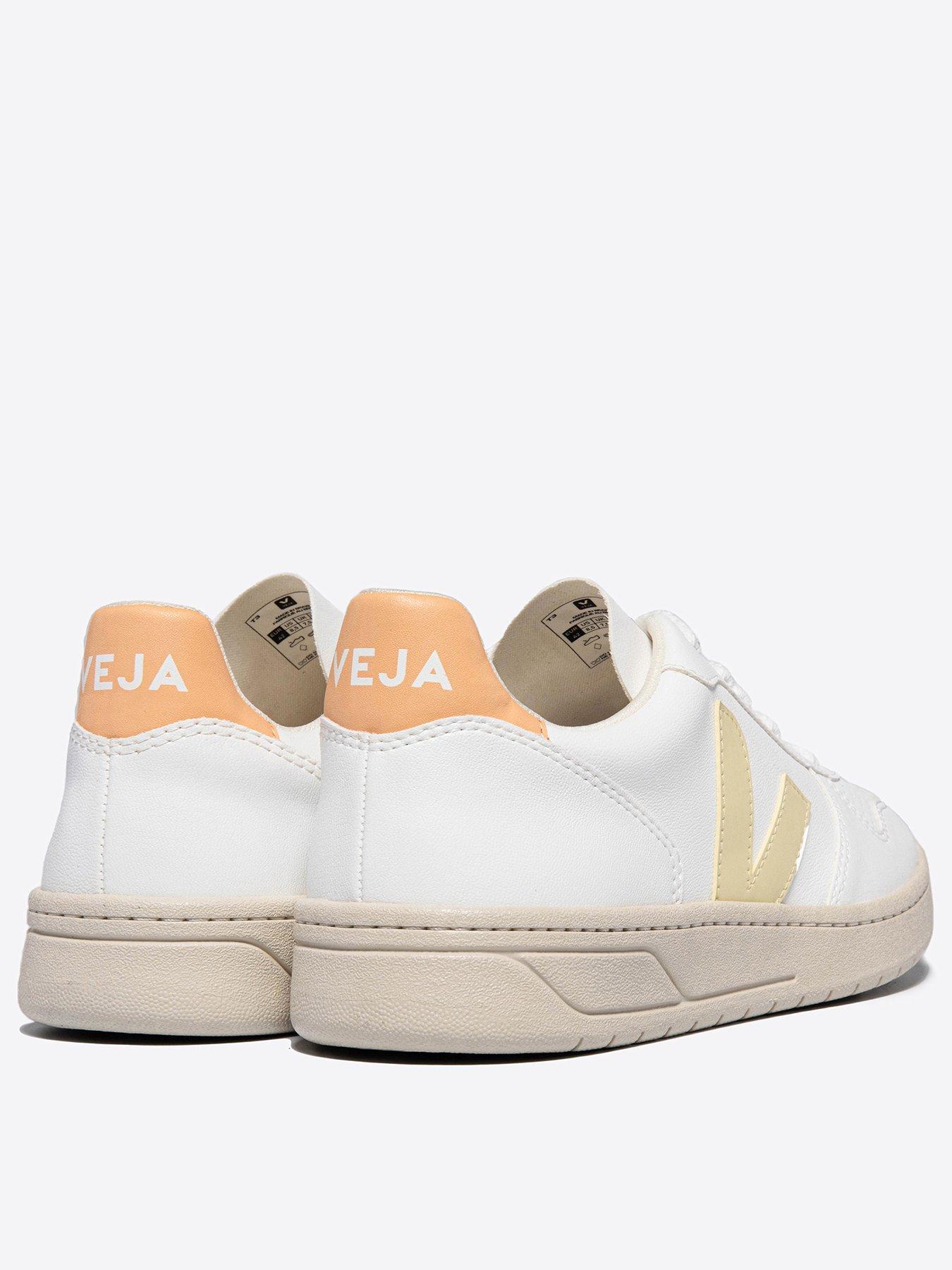 Veja Women s V 10 Trainers White Yellow Very