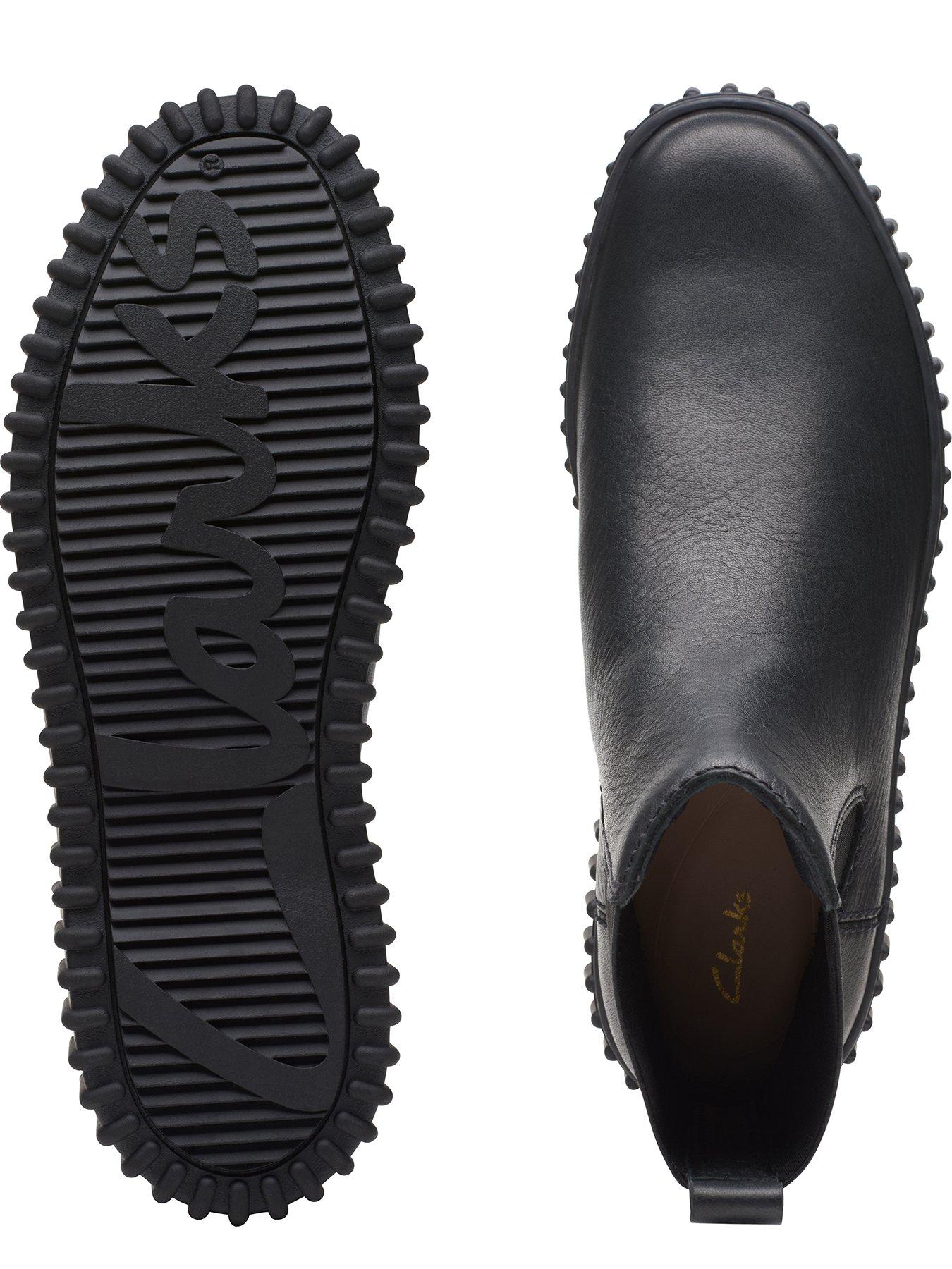 Image 3 of 5 of Clarks Torhill Maple Leather Ankle Boot