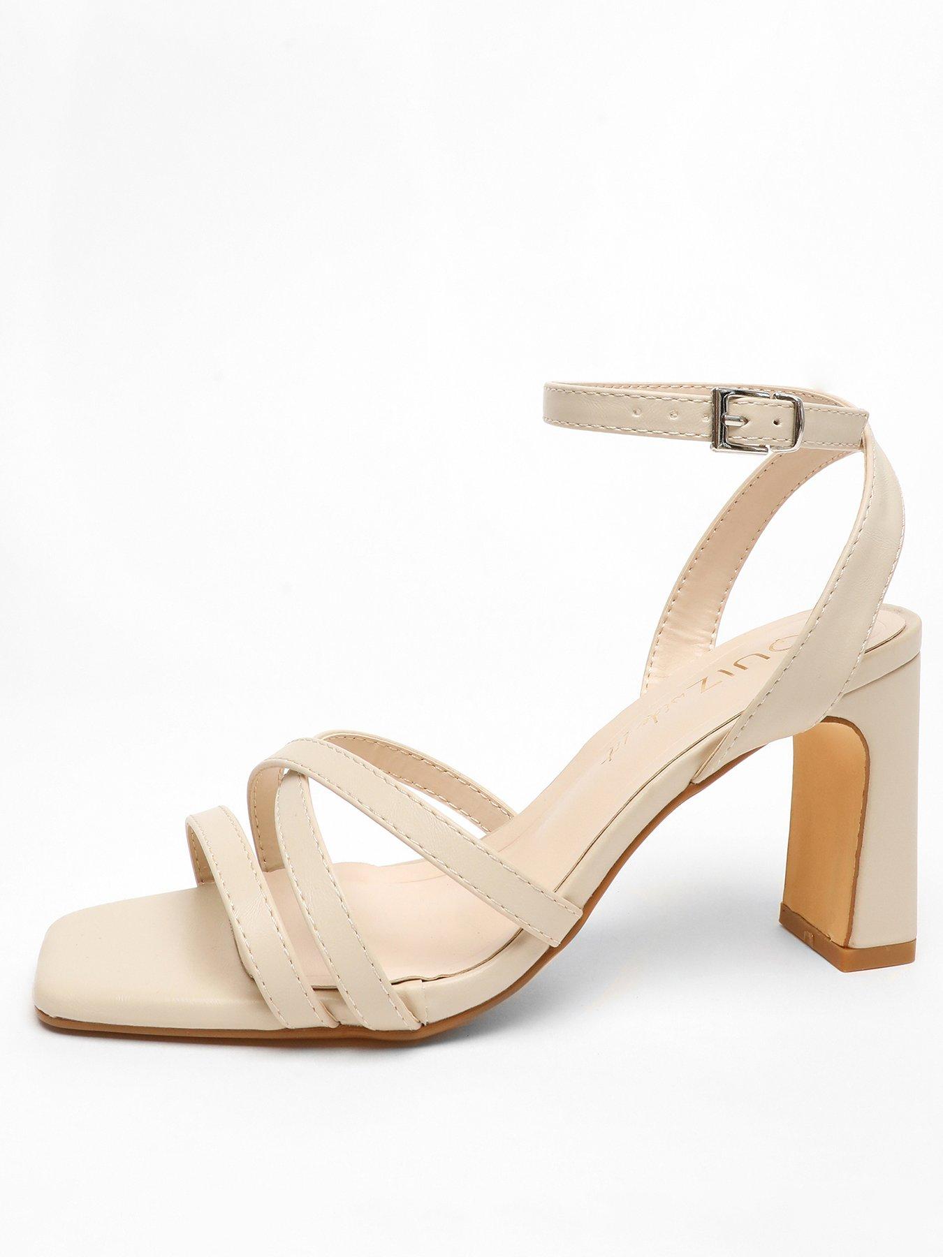 Nude low fashion sandals