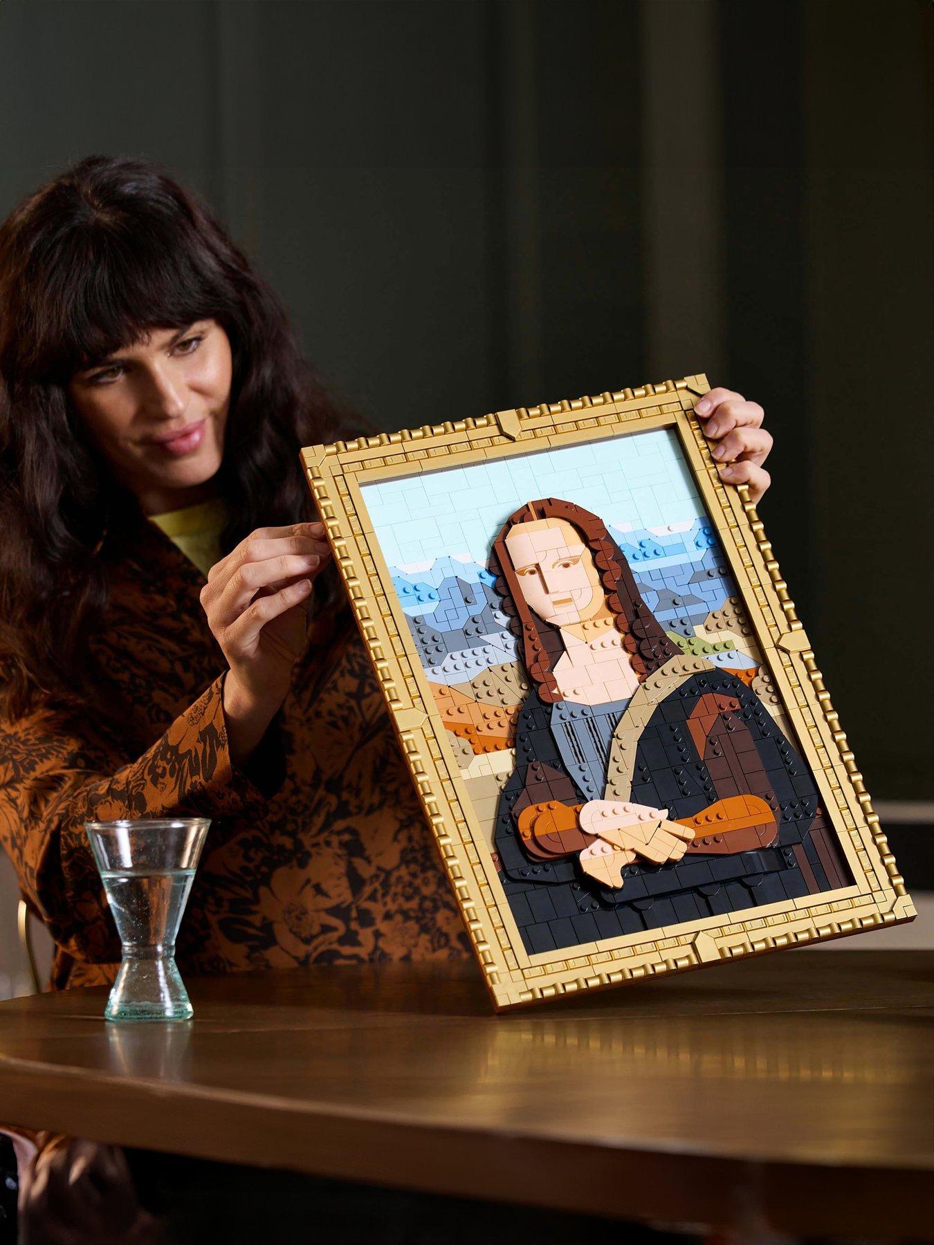 Image 6 of 8 of LEGO ART Mona Lisa Building Set for Adults 31213