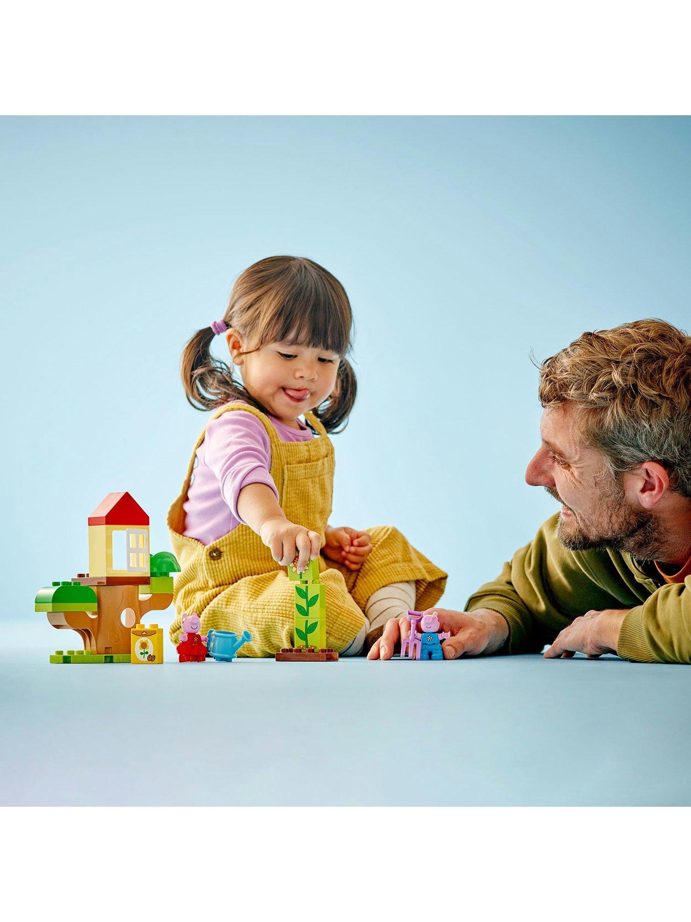 Image 6 of 8 of LEGO Peppa Pig Peppa Pig Garden and Tree House Toy 10431