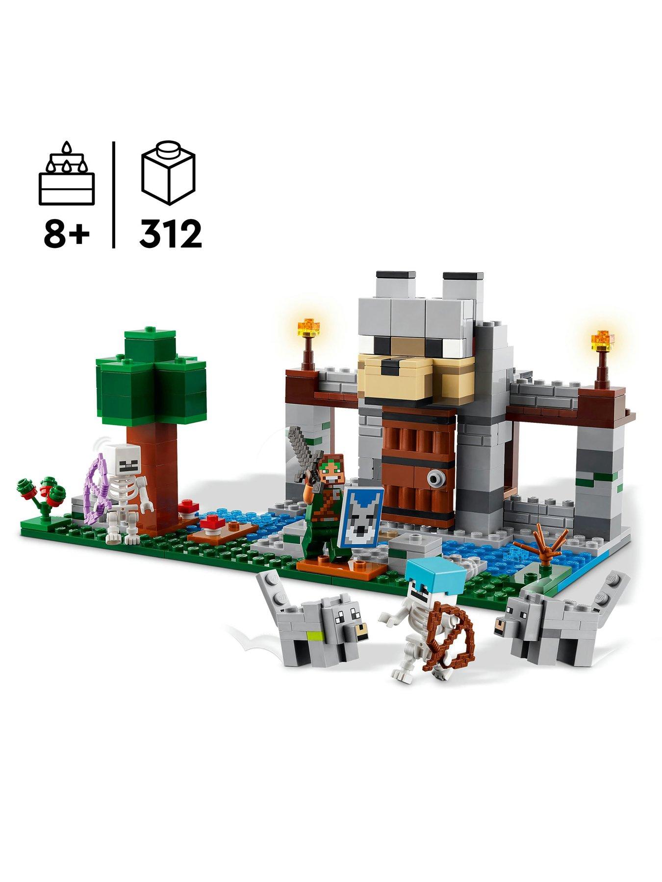 LEGO Minecraft The Wolf Stronghold Toy Set 21261 Very