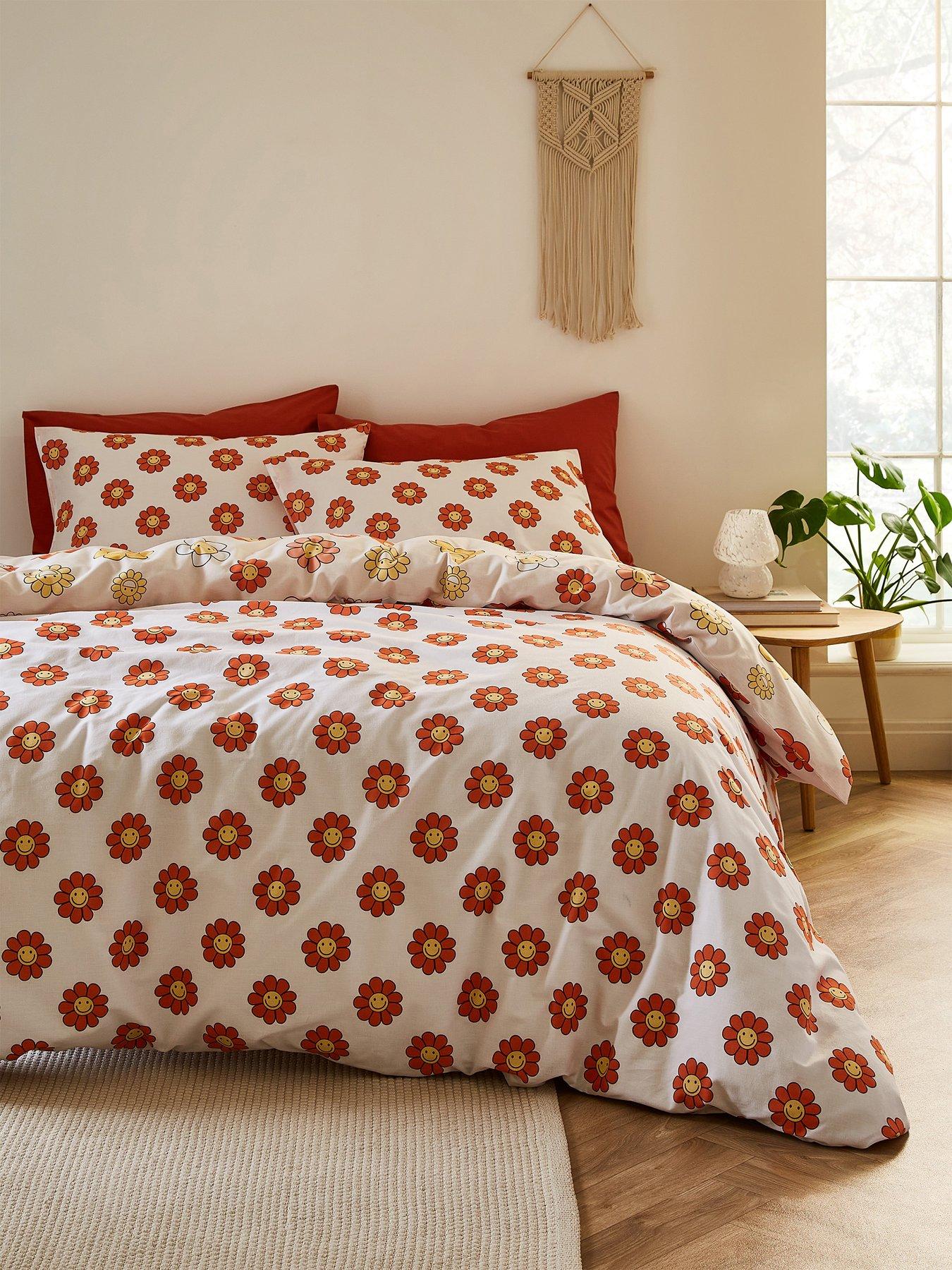 Product photograph of Sassy B Groovy Floral Duvet Cover Set from very.co.uk
