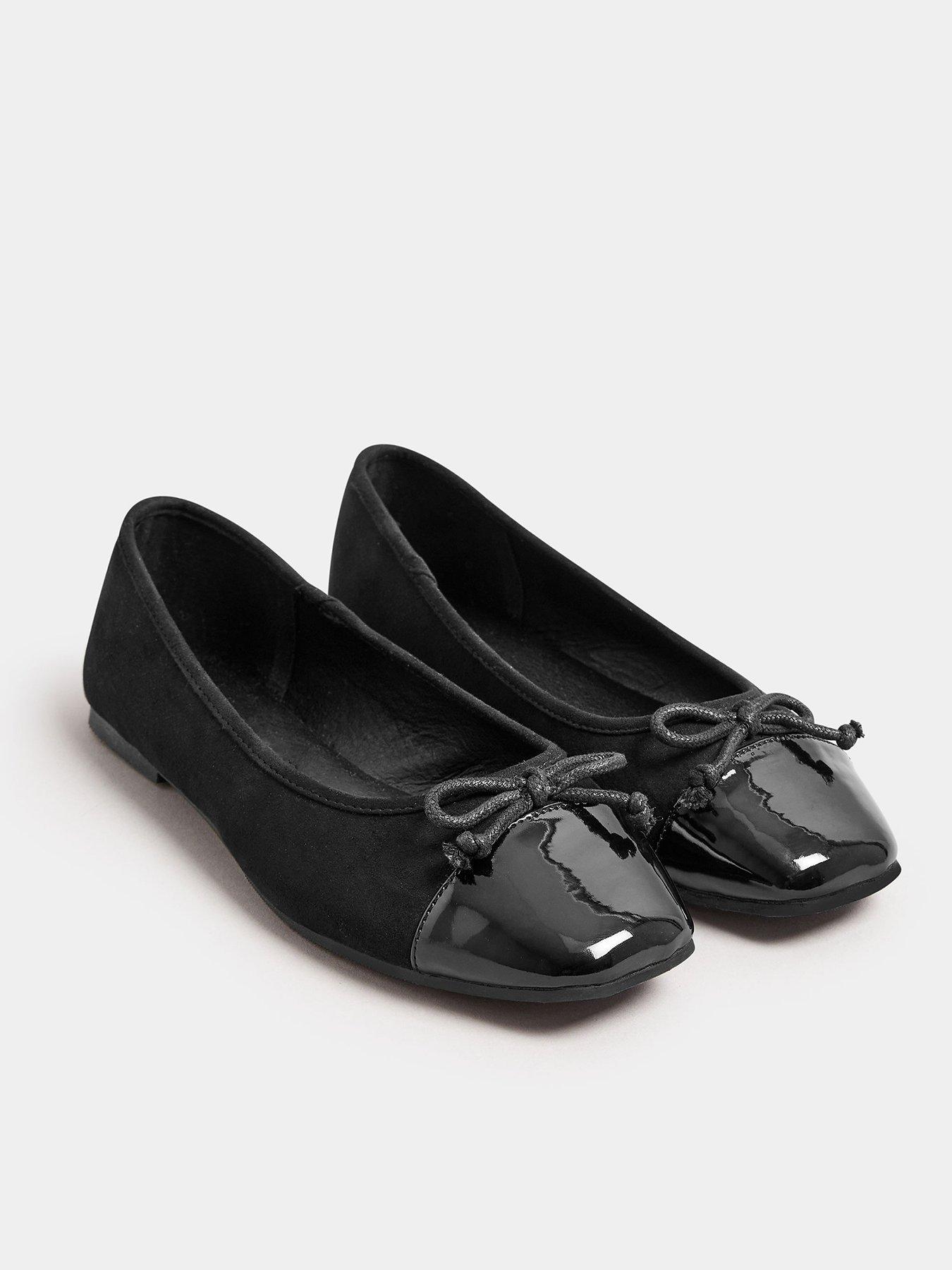 Image 2 of 4 of Yours Extra Wide Fit Chiselled Toe Cap Ballet Black