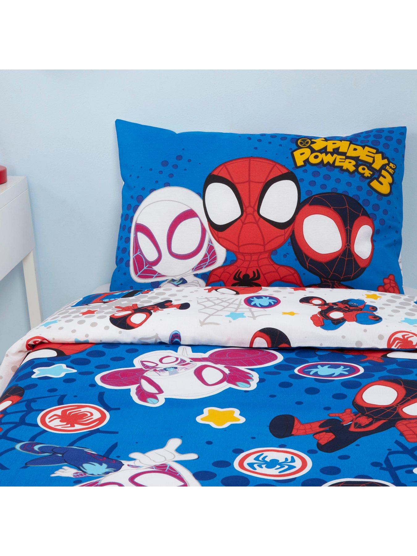 Product photograph of Spidey Amp The Power Of 3 Junior Duvet Cover Set - Multi from very.co.uk