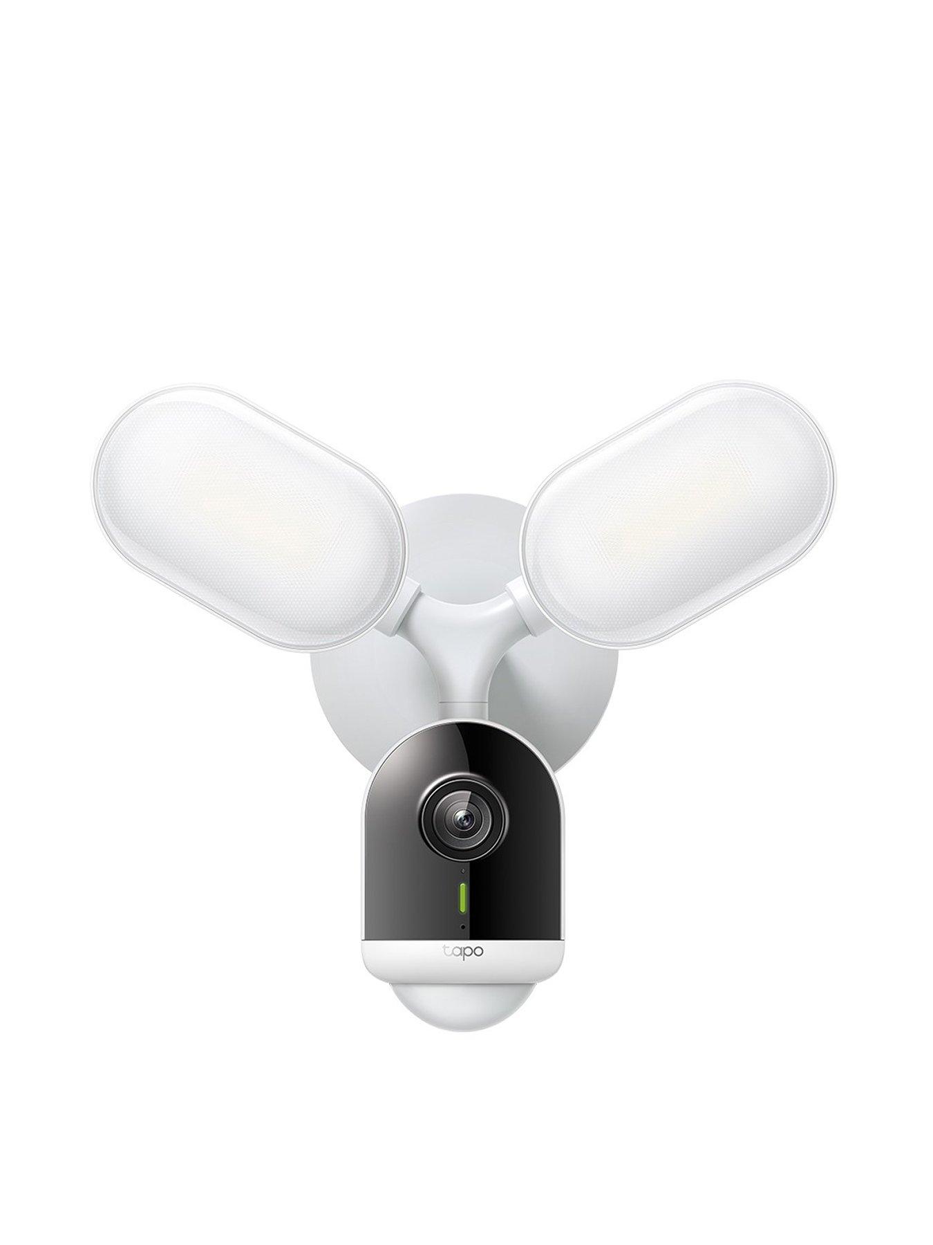 TP Link Tapo C720 2K 4MP AI Floodlight wired Outdoor Security Camera, 2800 Lumen, No Monthly Fee