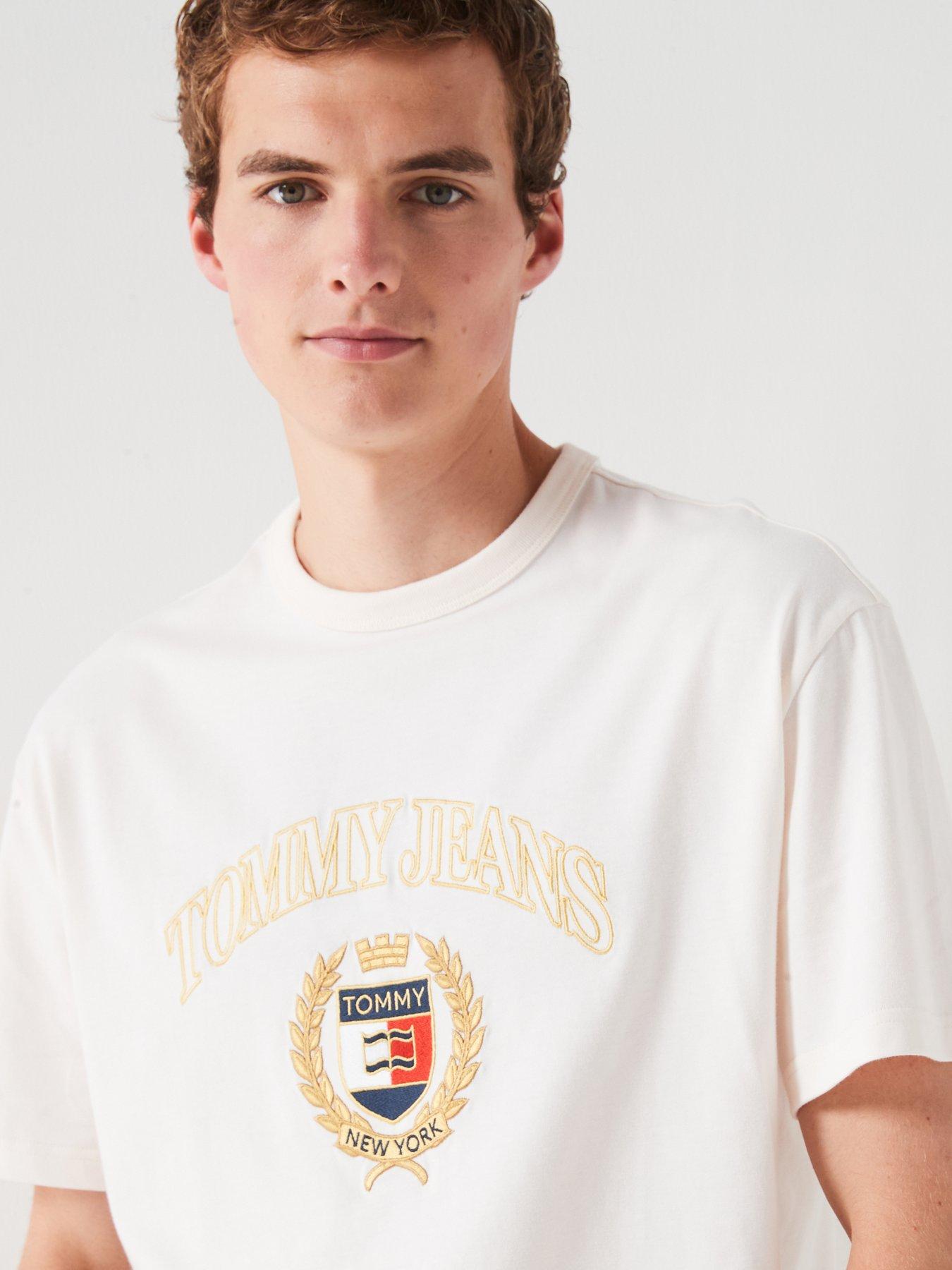 Tommy Jeans Regular Fit Gold Embroidered Crest T Shirt Cream Very