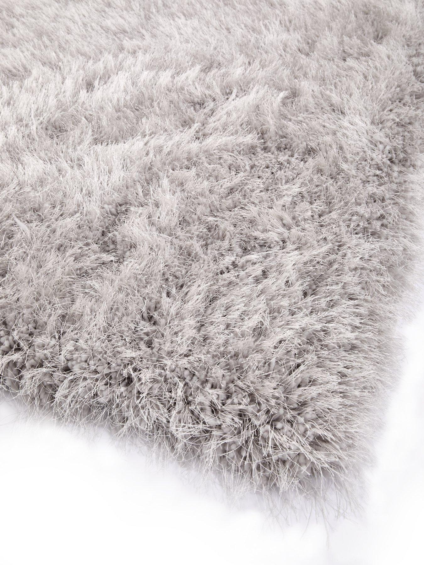 Image 4 of 5 of The Very Collection Decadence Luxury Supersoft Rug