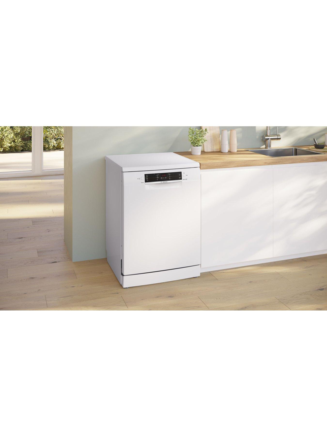 Image 3 of 7 of Bosch Series 2 SMS26AW08G FullSize&nbsp;12-Place Settings Freestanding Dishwasher - 5 programmes, Vario baskets, 2 options, 46dB, 9.5L - White