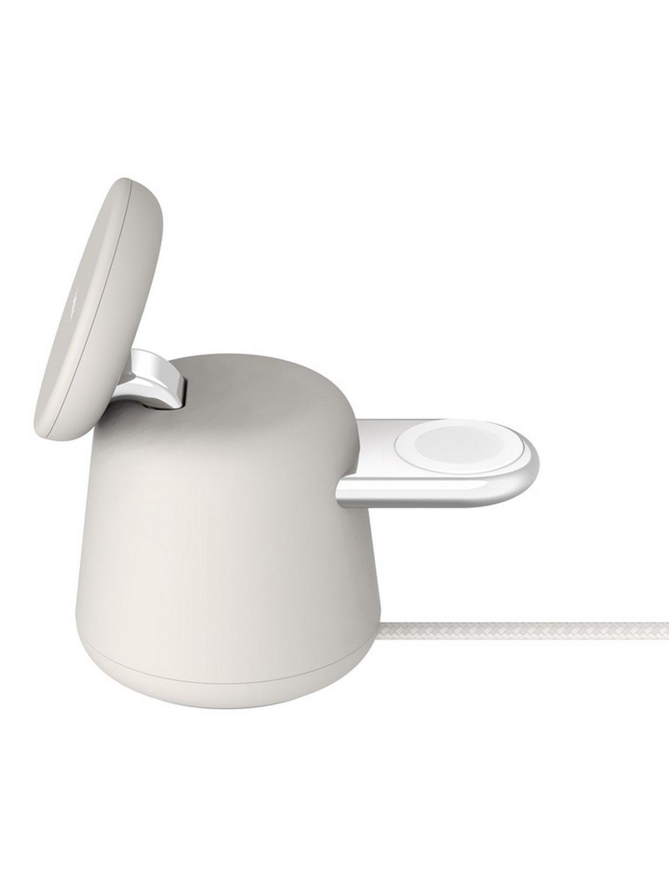 Image 5 of 6 of Belkin 2-in-1 Magsafe Wireless Charging Dock - iPhone &amp; Apple Watch, iPhone 15/14/13/12 Series Compatible - Sand