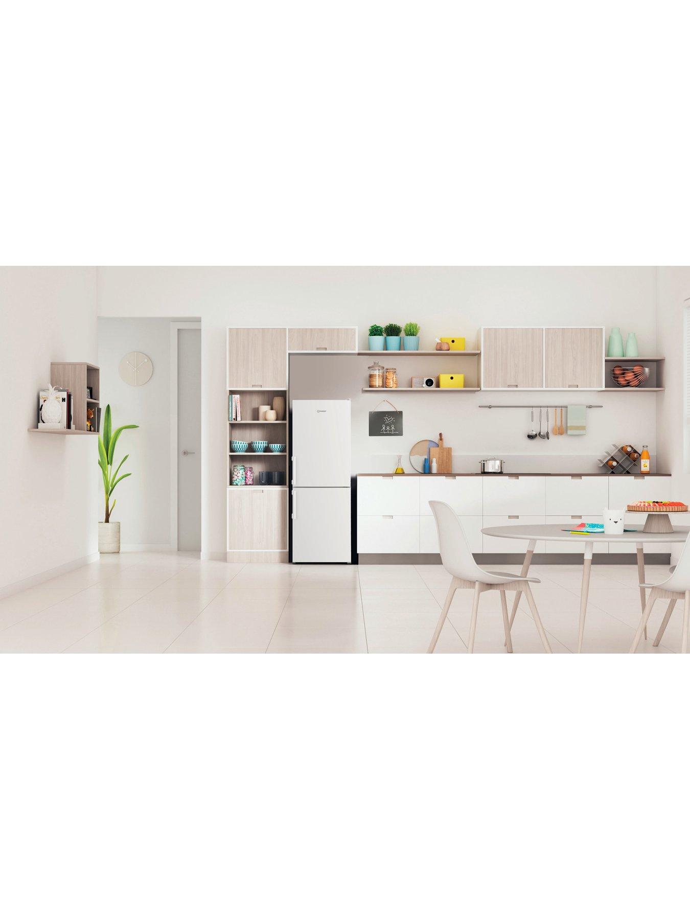 Image 3 of 5 of Indesit IB55532WUK Low Frost&nbsp;Fridge Freezer - White