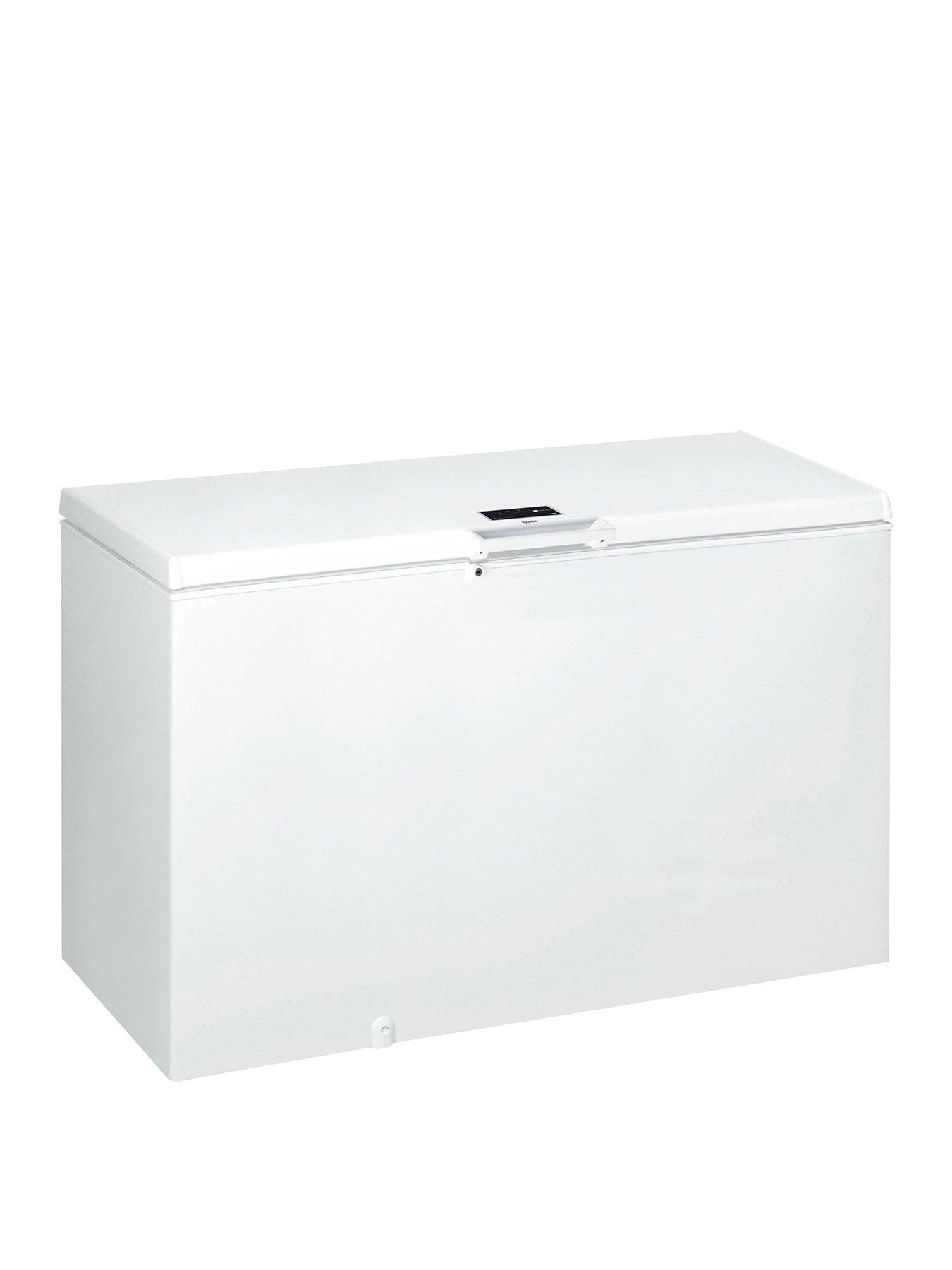 Image 1 of 7 of Hotpoint Low Frost CS2A400HFMFA1 Chest Freezer - White