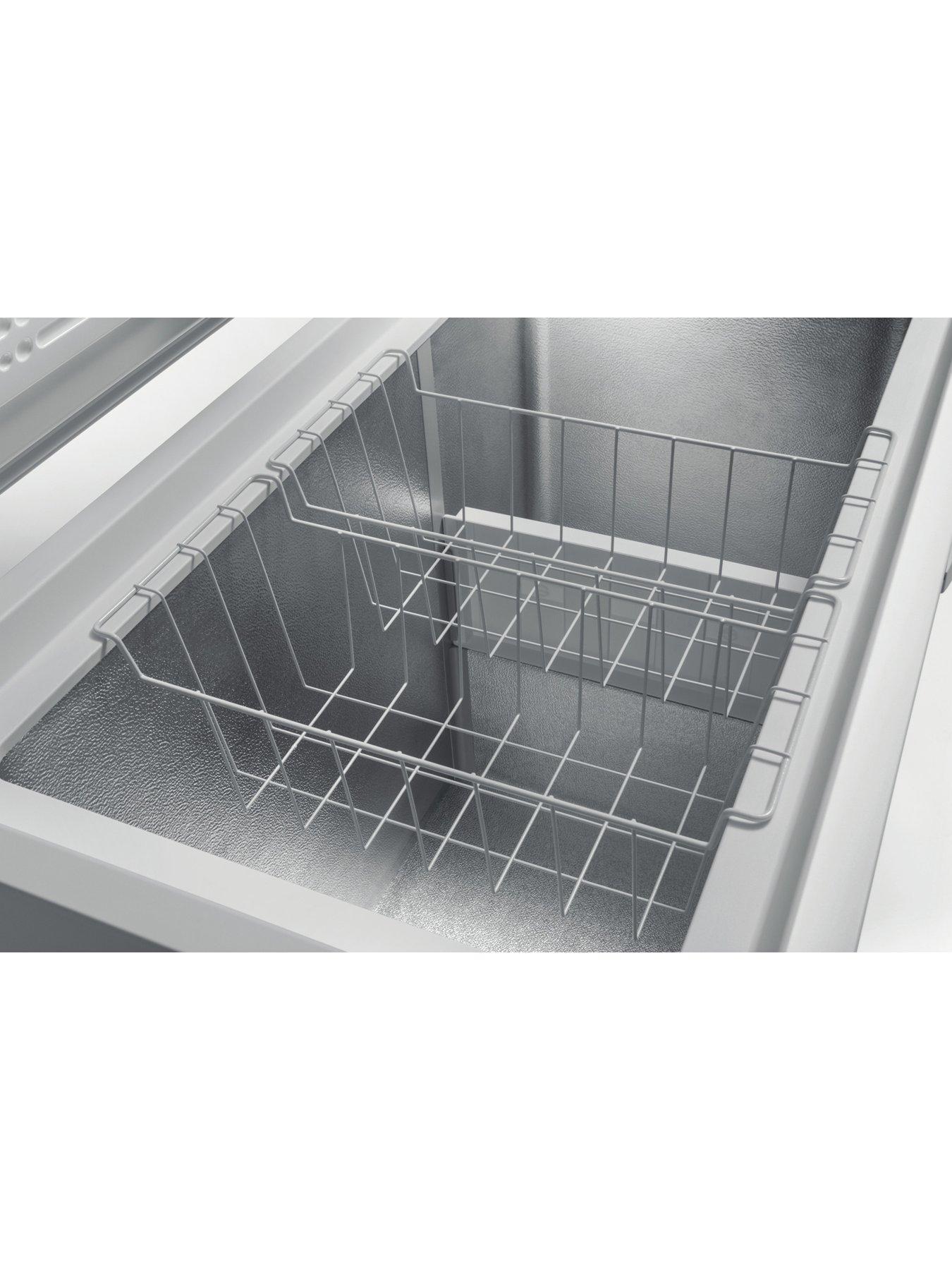 Image 3 of 7 of Hotpoint Low Frost CS2A400HFMFA1 Chest Freezer - White