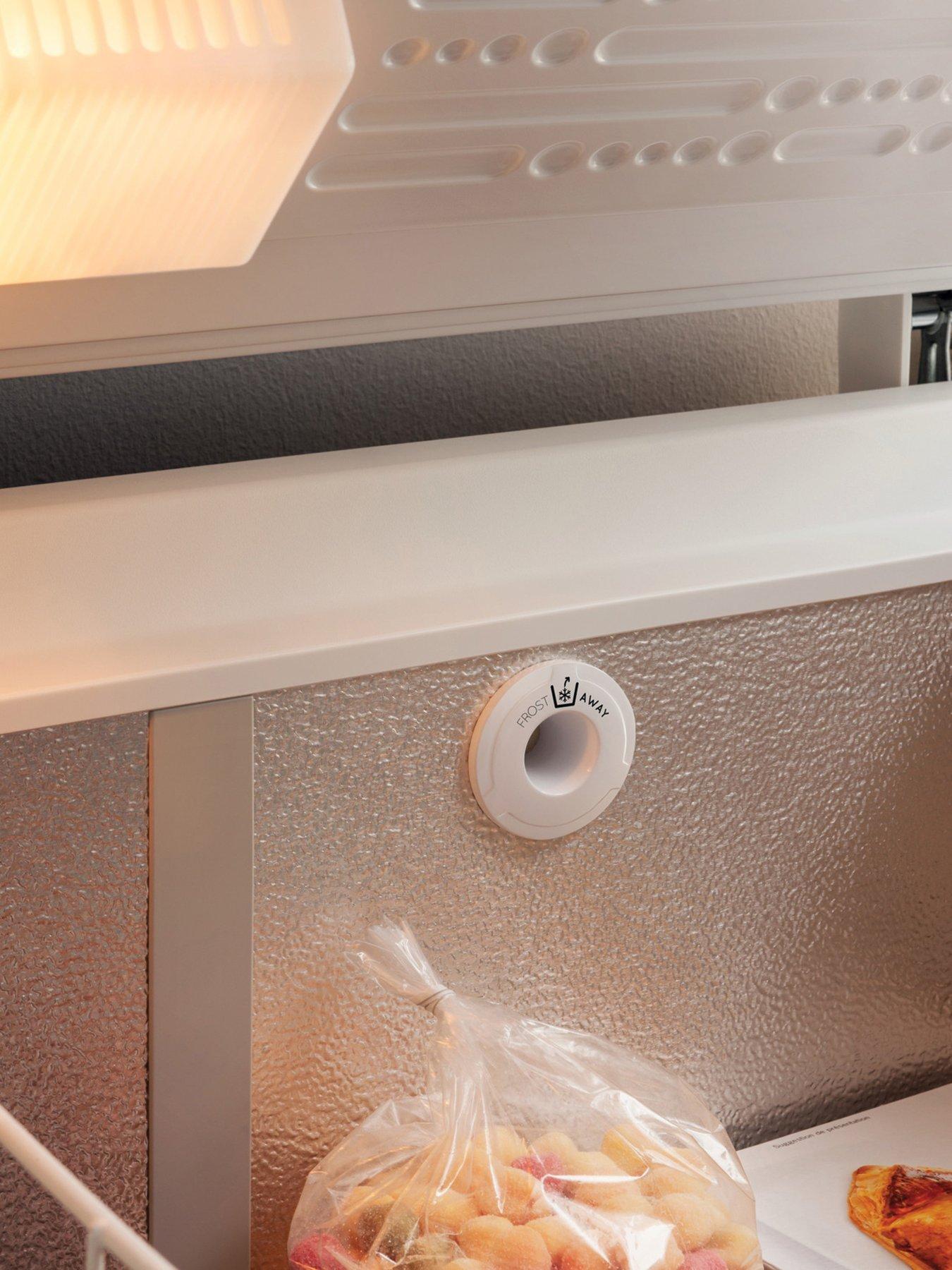 Image 5 of 7 of Hotpoint CS2A300HFA1 315-Litre&nbsp;Low Frost&nbsp;Chest Freezer - White