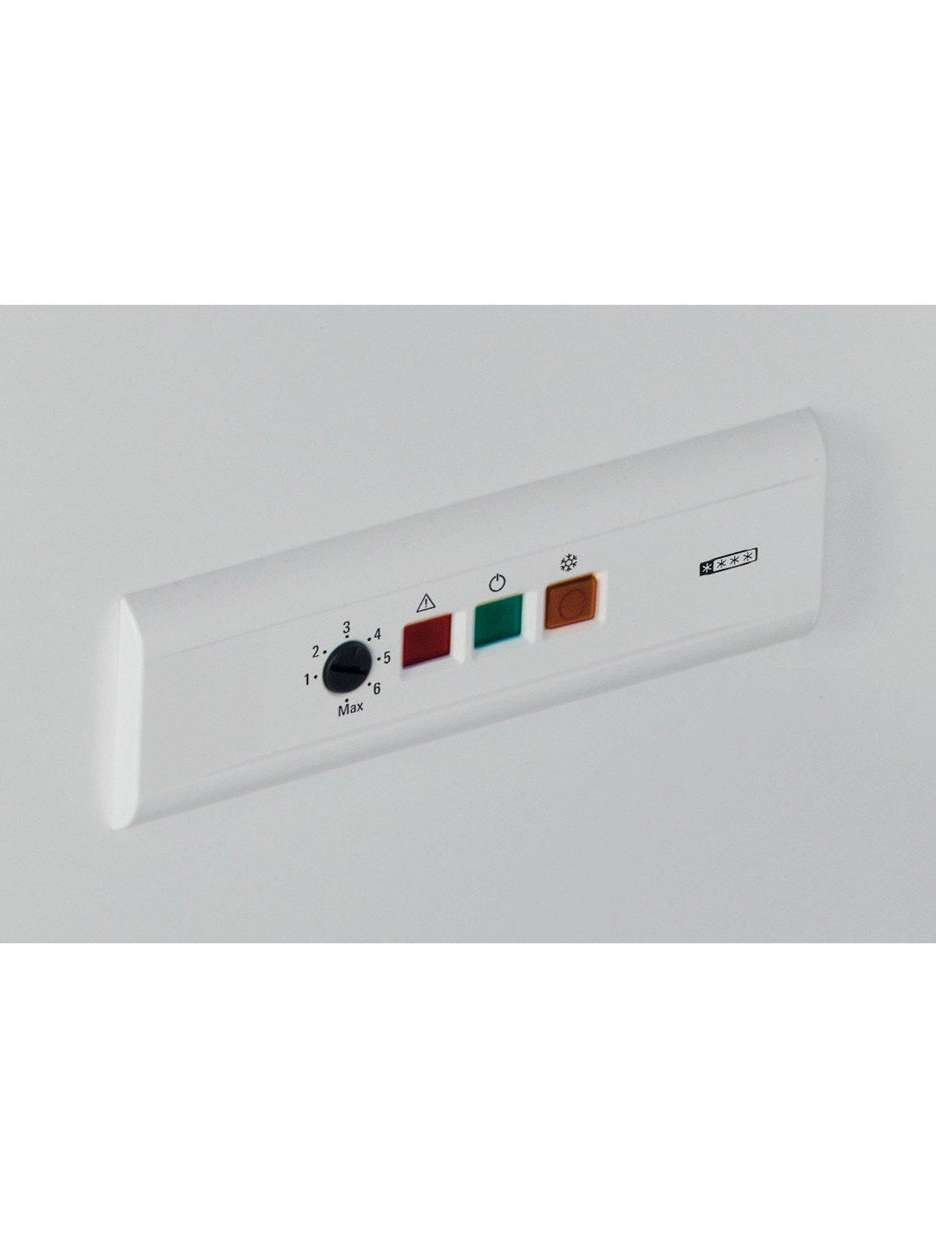 Image 7 of 7 of Hotpoint CS2A300HFA1 315-Litre&nbsp;Low Frost&nbsp;Chest Freezer - White