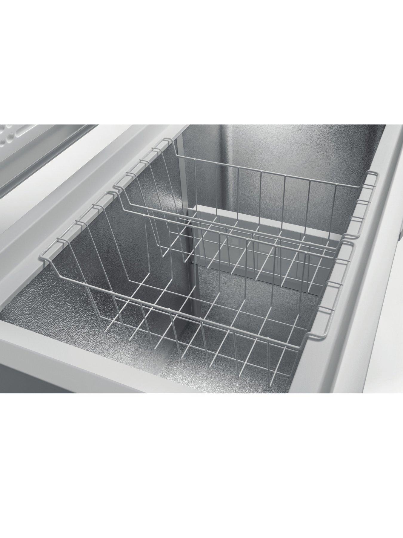 Image 3 of 4 of Indesit Low Frost OS2A10022 Chest Freezer - White