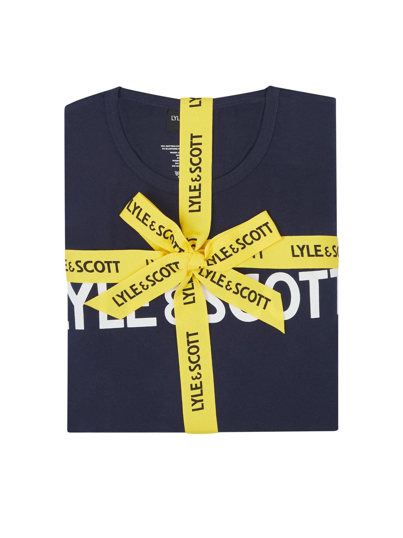 Image 6 of 6 of Lyle & Scott Lyle &amp; Scott Kelso Logo T-shirt And Cuffed Bottoms Lounge Set - Navy