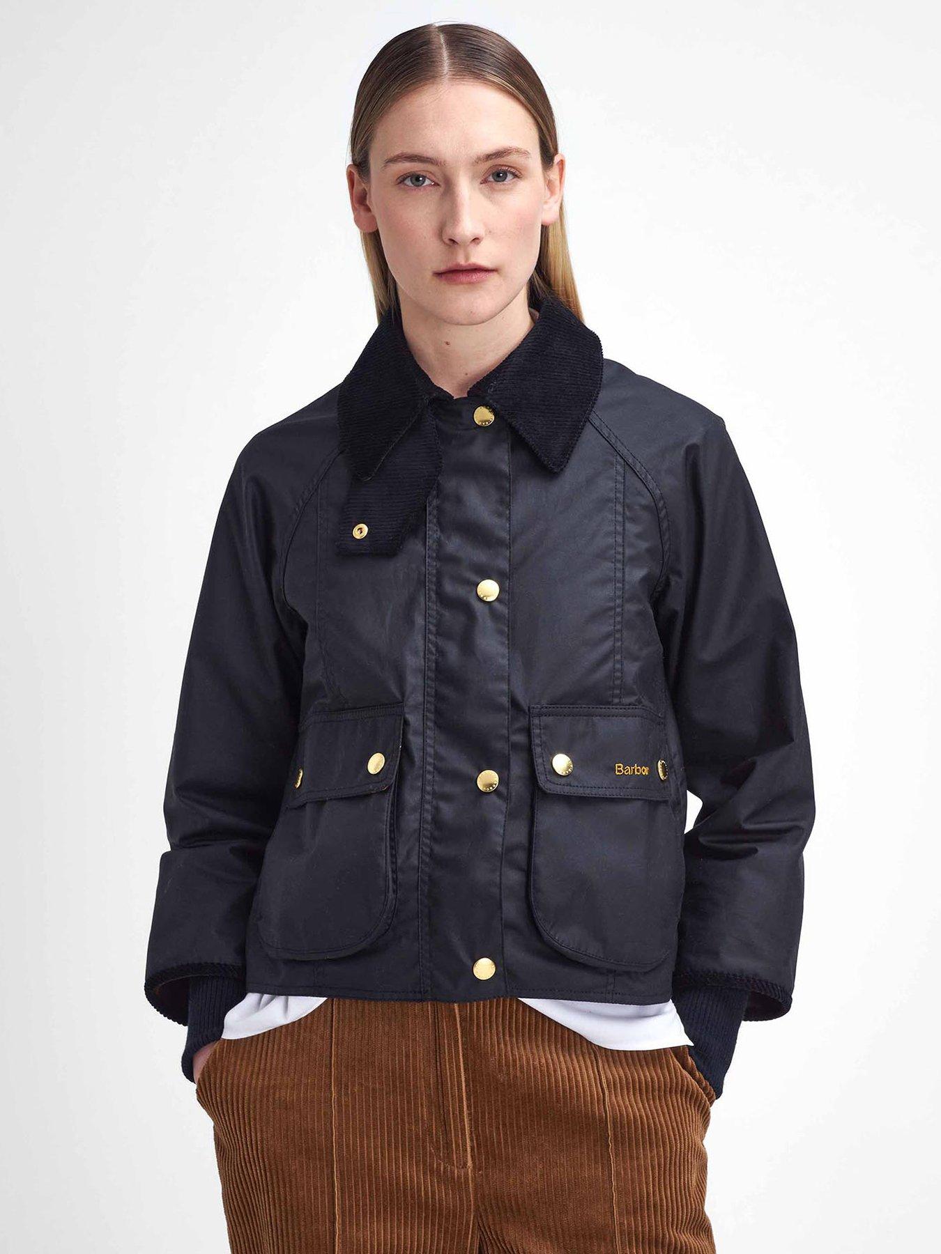 Cropped Beadnell Wax Jacket Black