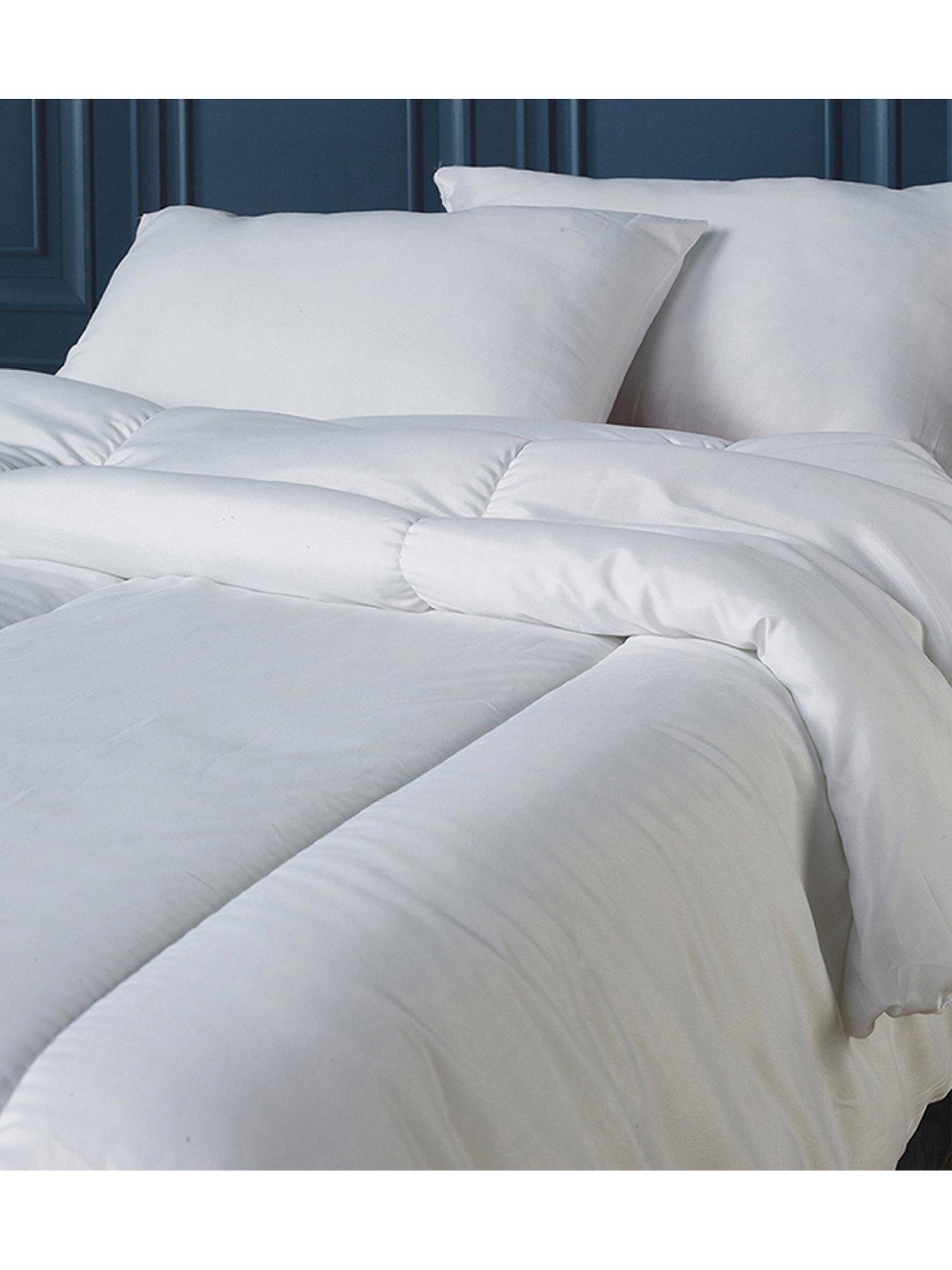 downland-anti-bacterial-45-tog-duvet-db-white