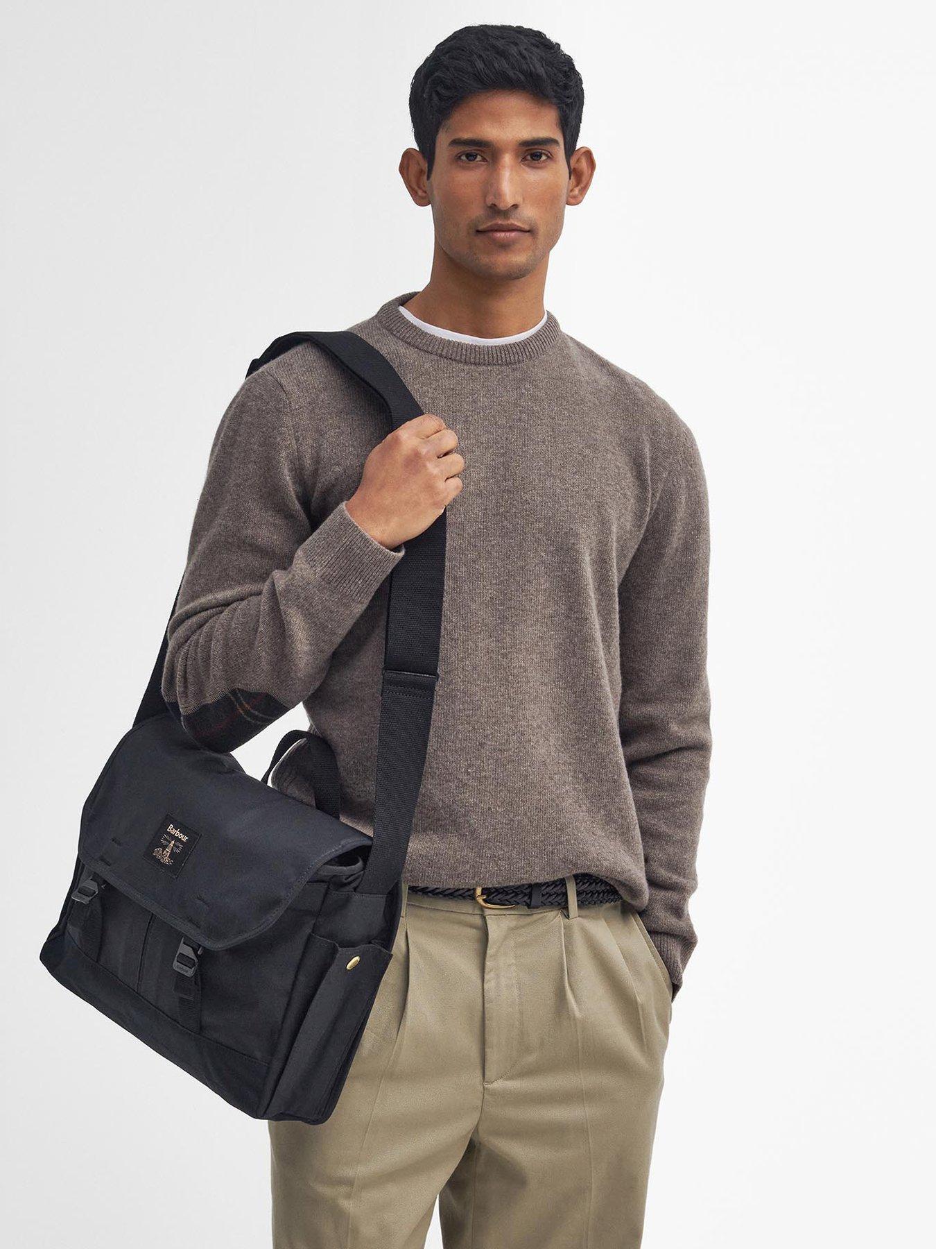 Barbour messenger online