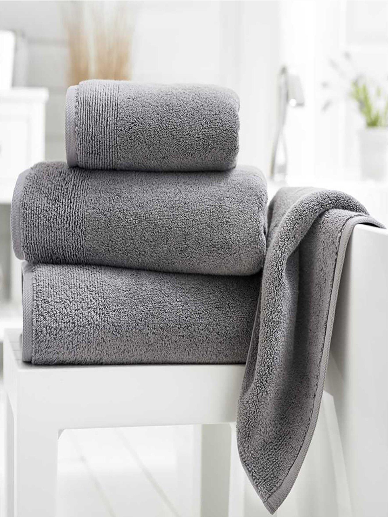 Product photograph of Deyongs Palazzo Zero Twist Bath Towel Collection from very.co.uk