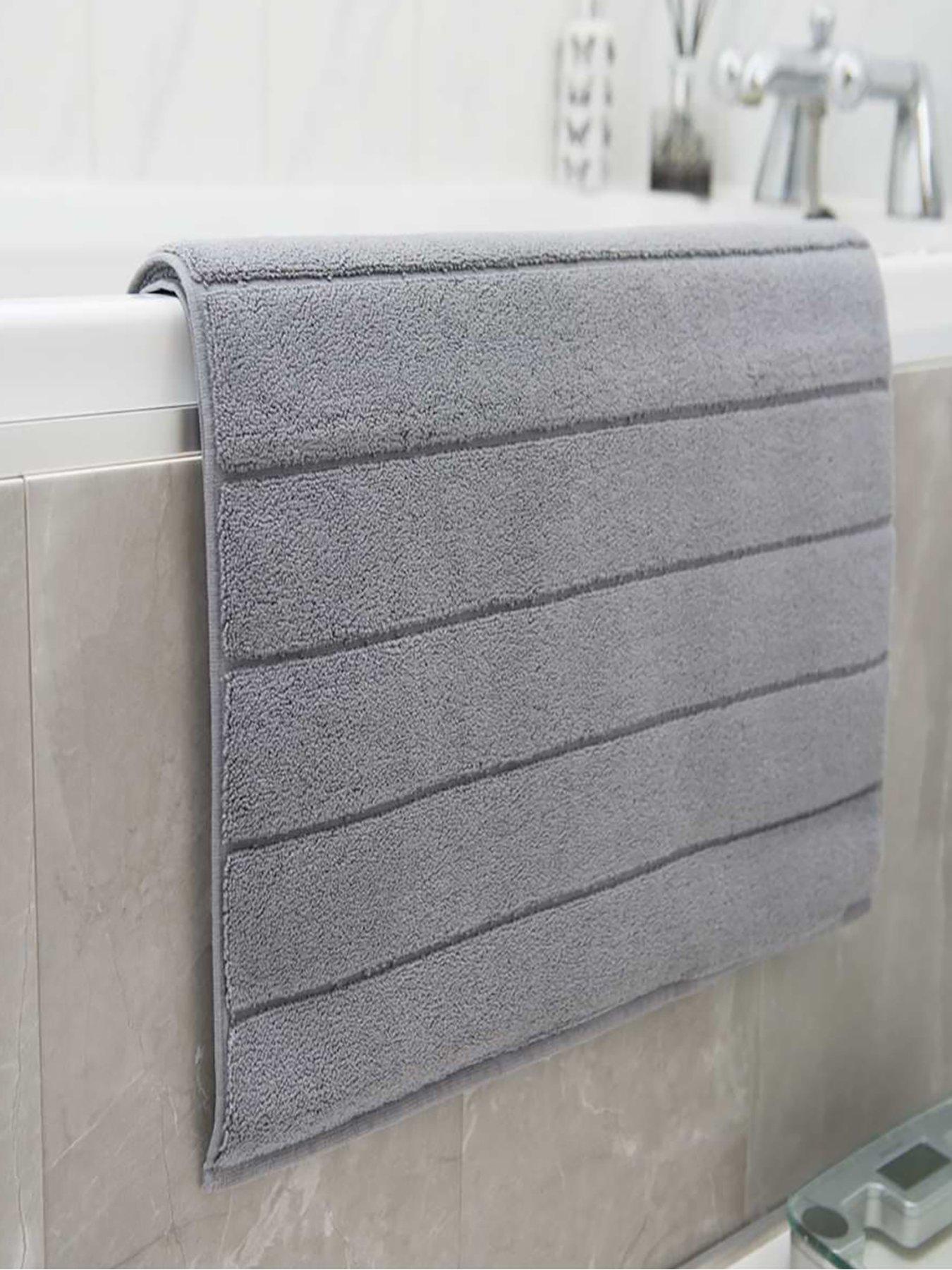 Product photograph of Deyongs Palazzo Zero Twist Luxe Bath Mat from very.co.uk